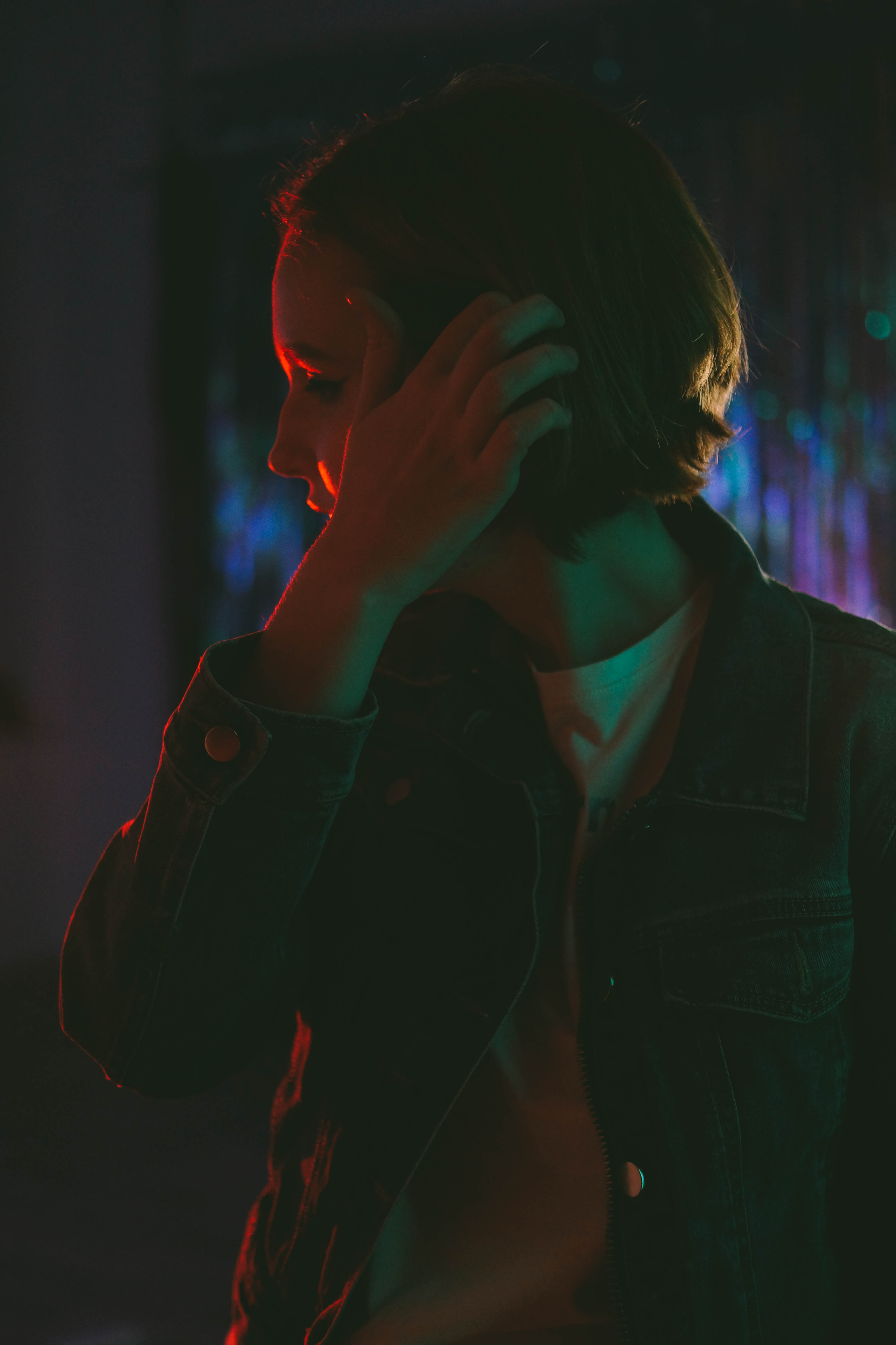 Алиса (неоновая студия, эффект пленки). Maria Karzhak ваш фотограф в Батуми!