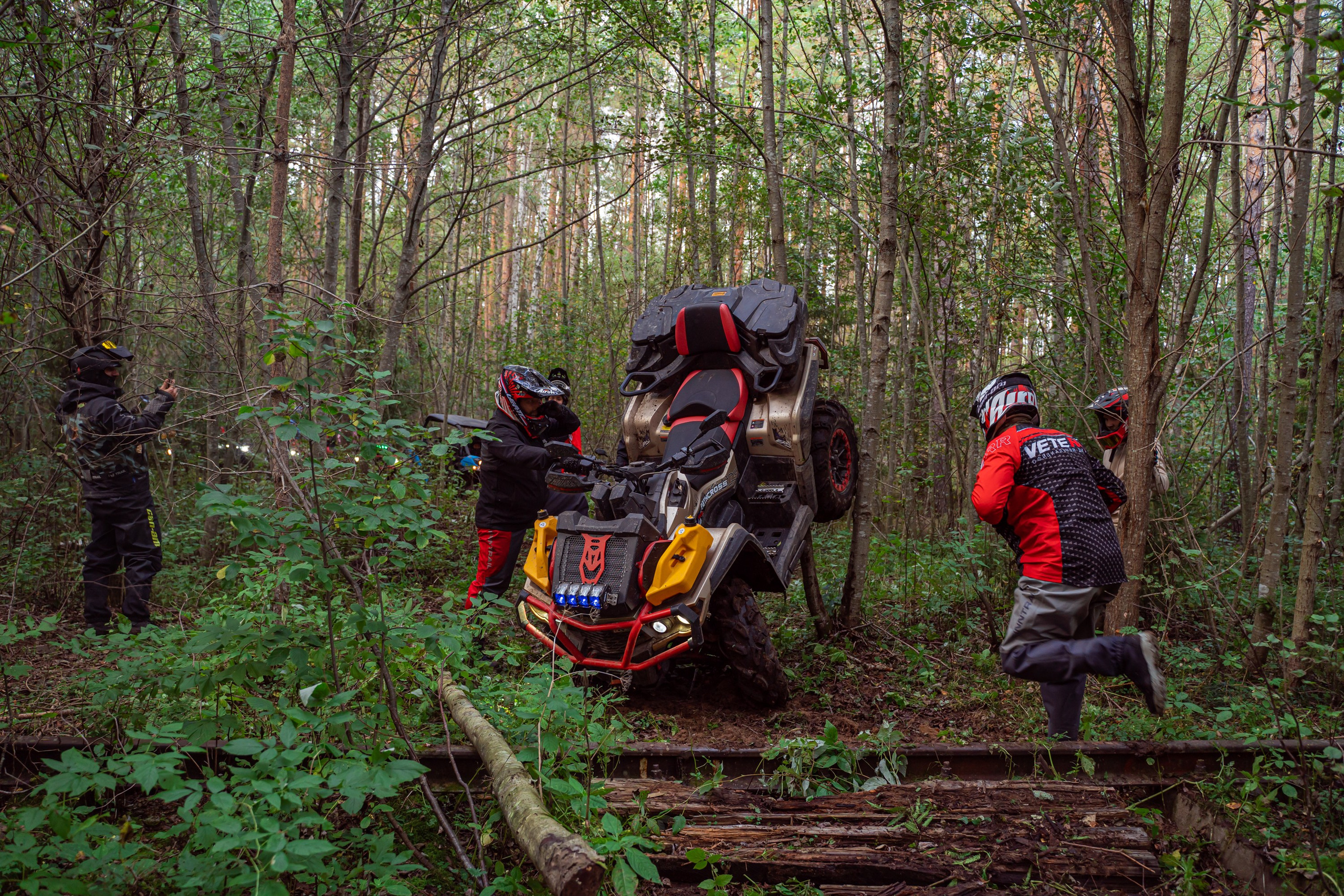 Квадровыезд —спортивный репортаж в Ленинградской области. Свадебный, семейный, портретный, репортажный фотограф в Санкт-Петербурге