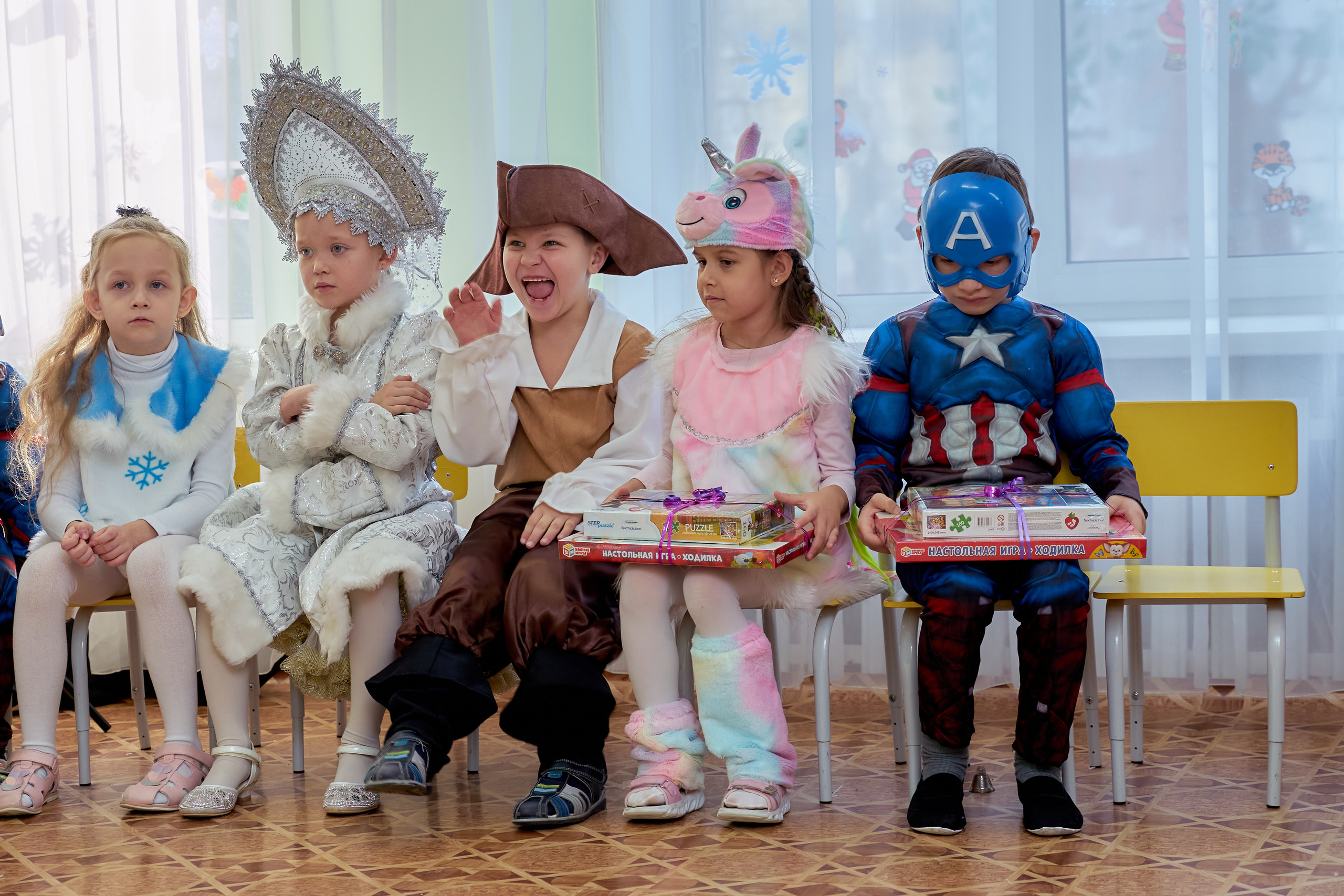 Утренник. Новый год. Выпускные фотокниги во Владивостоке Джуган Елена