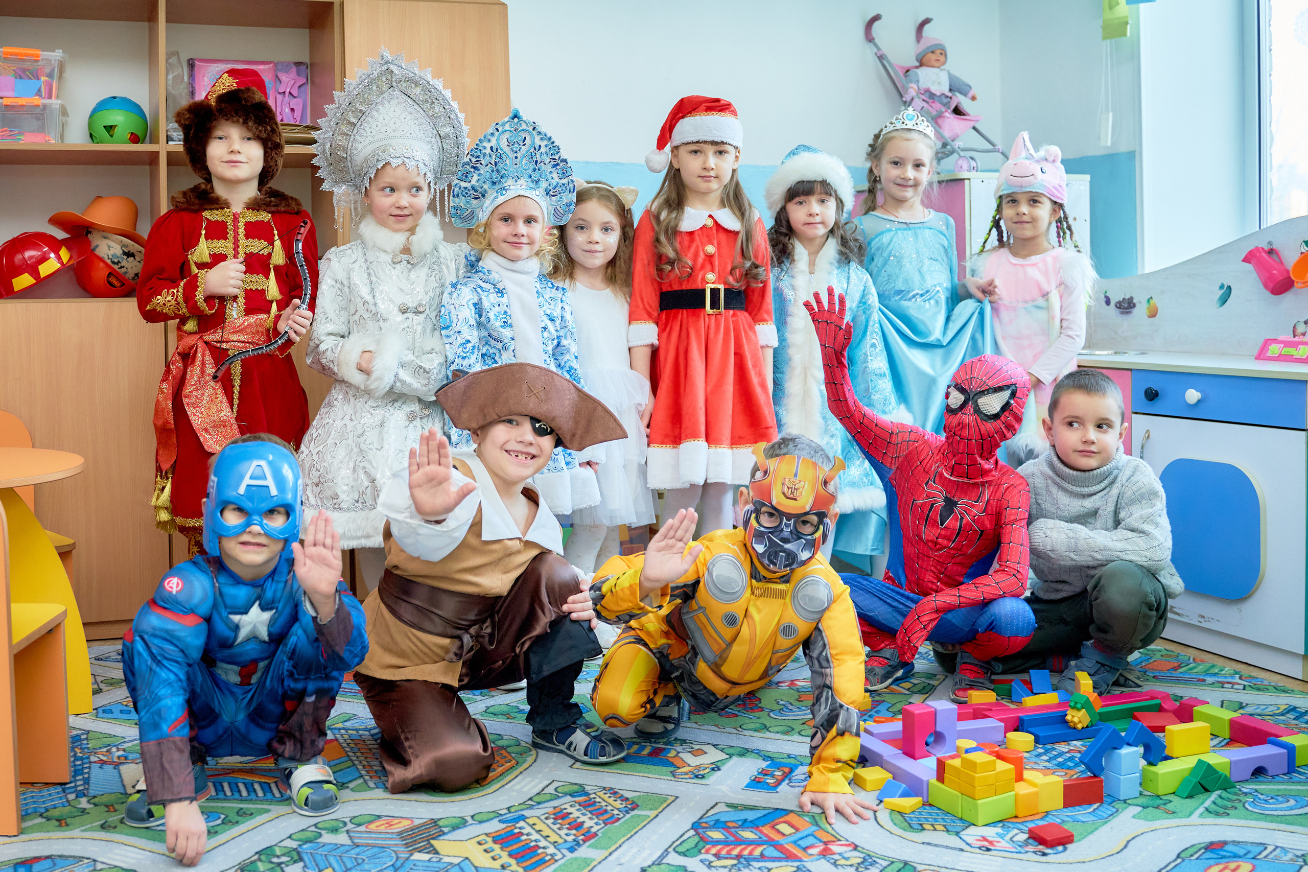 Утренник. Новый год. Выпускные фотокниги во Владивостоке Джуган Елена