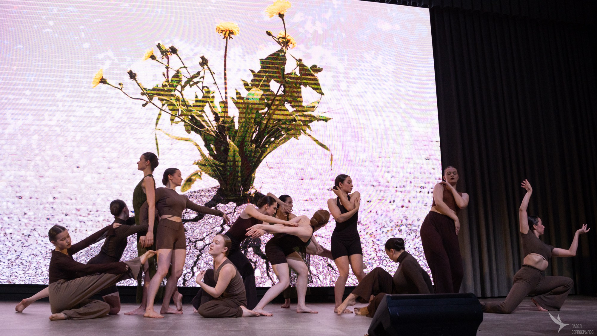 23:59. Репортажный фотограф в Казани Павел Серпокрылов