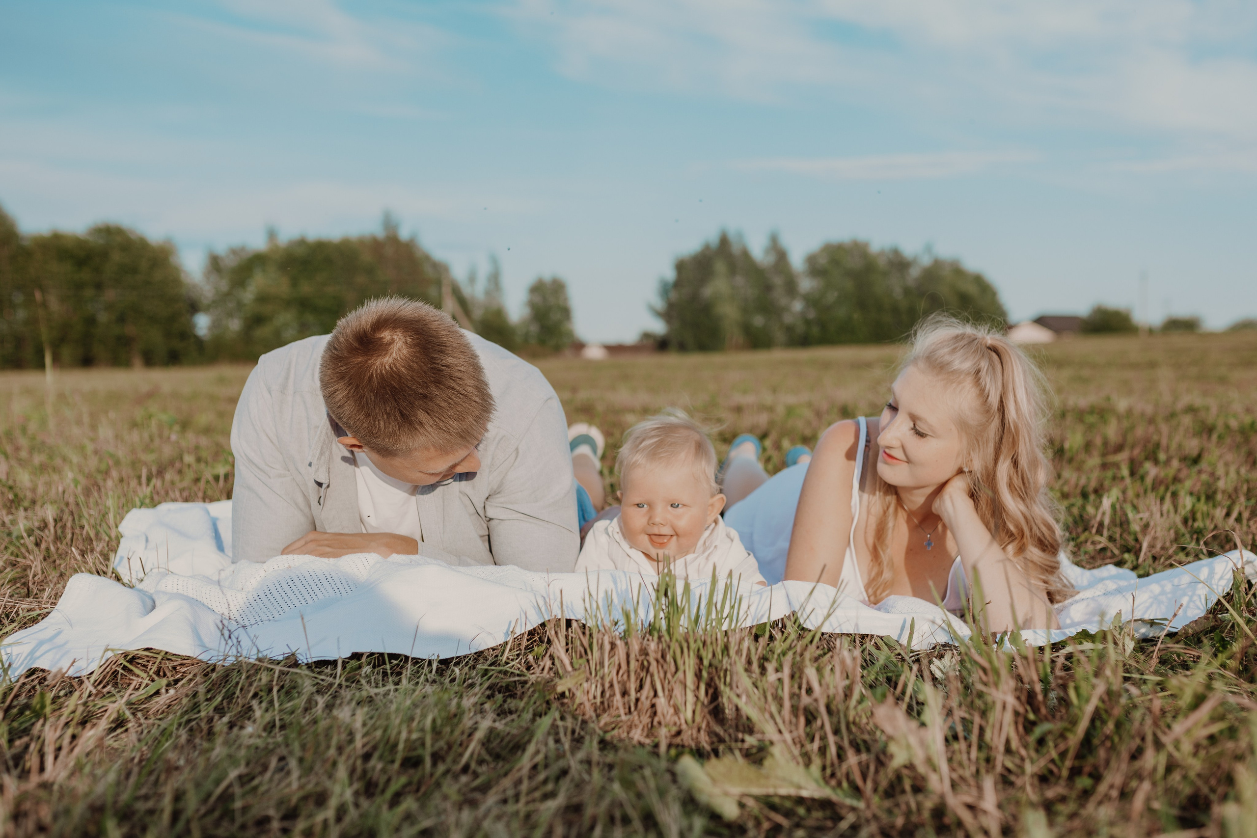 Арина, Максим, Иван. Контент–фотограф | Леся Лесная