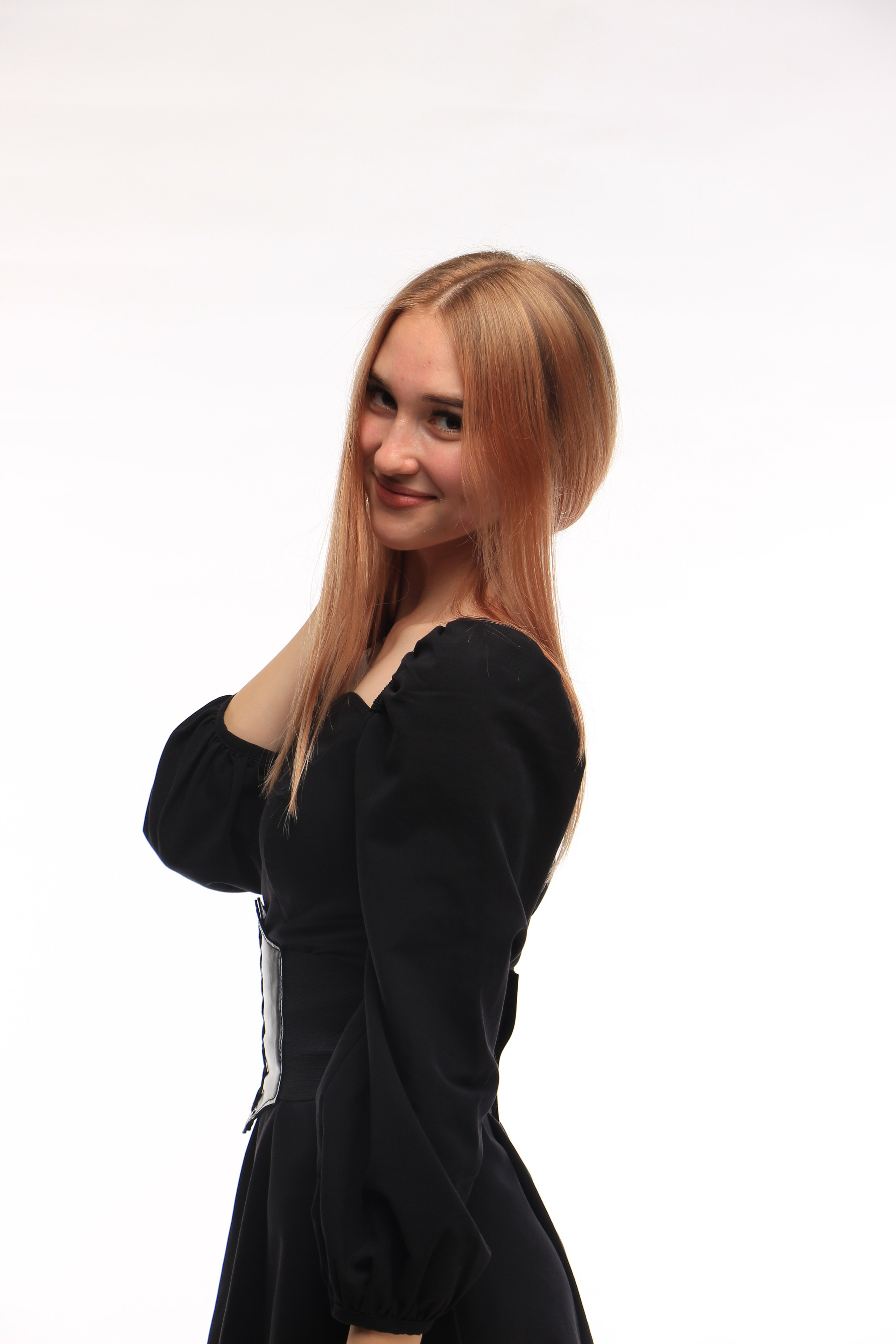 Кристина. Костюмер, художник кино и телевидения в спб