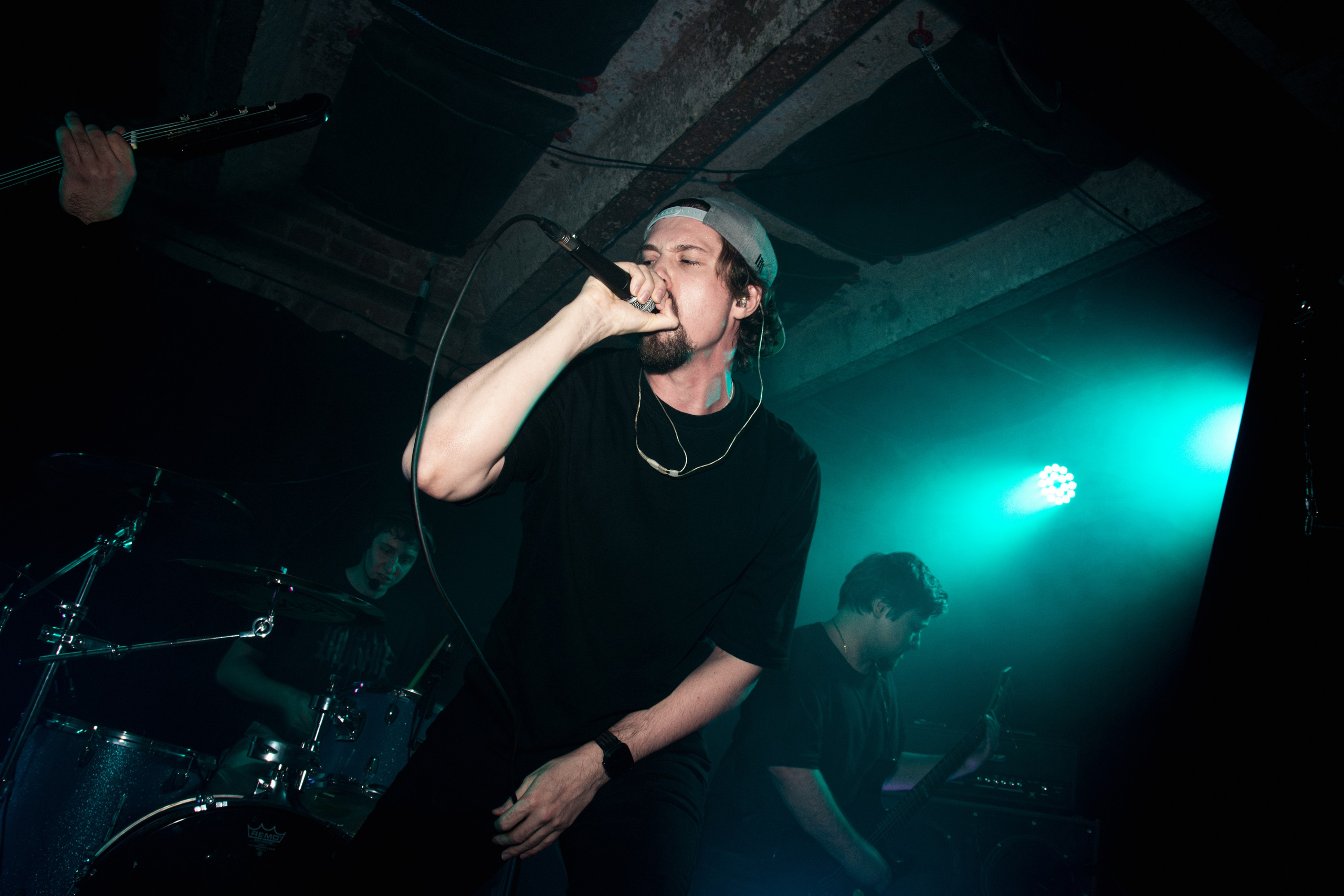 Laugar & Шумы Штормовых Широт & Пожары На Дальнем Севере 11.10.2025. Репортажный фотограф в Москве Legiodot