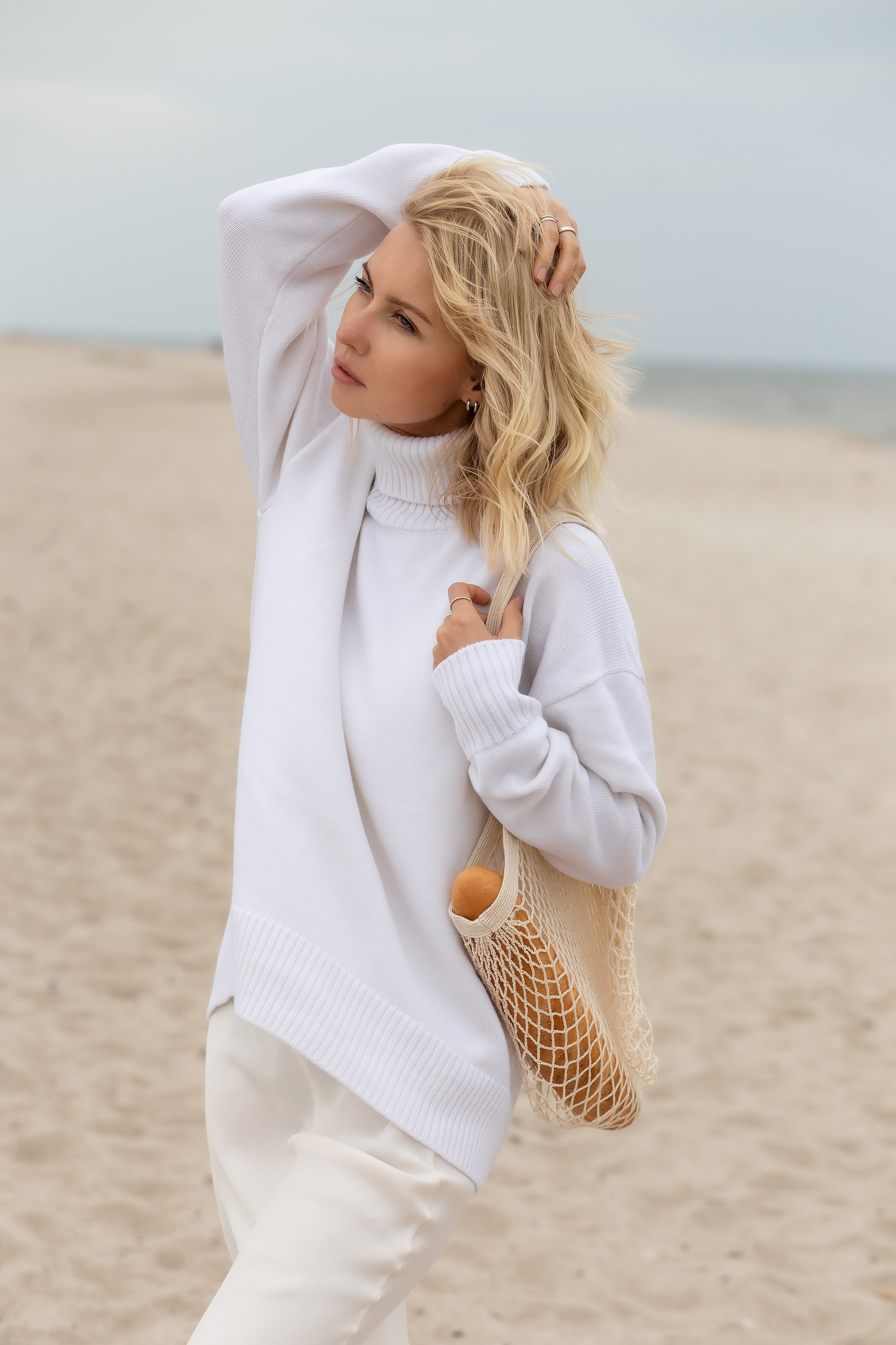 Вера в Янтарном. Перед дождем. Фотограф в Калининграде Решетникова Алина