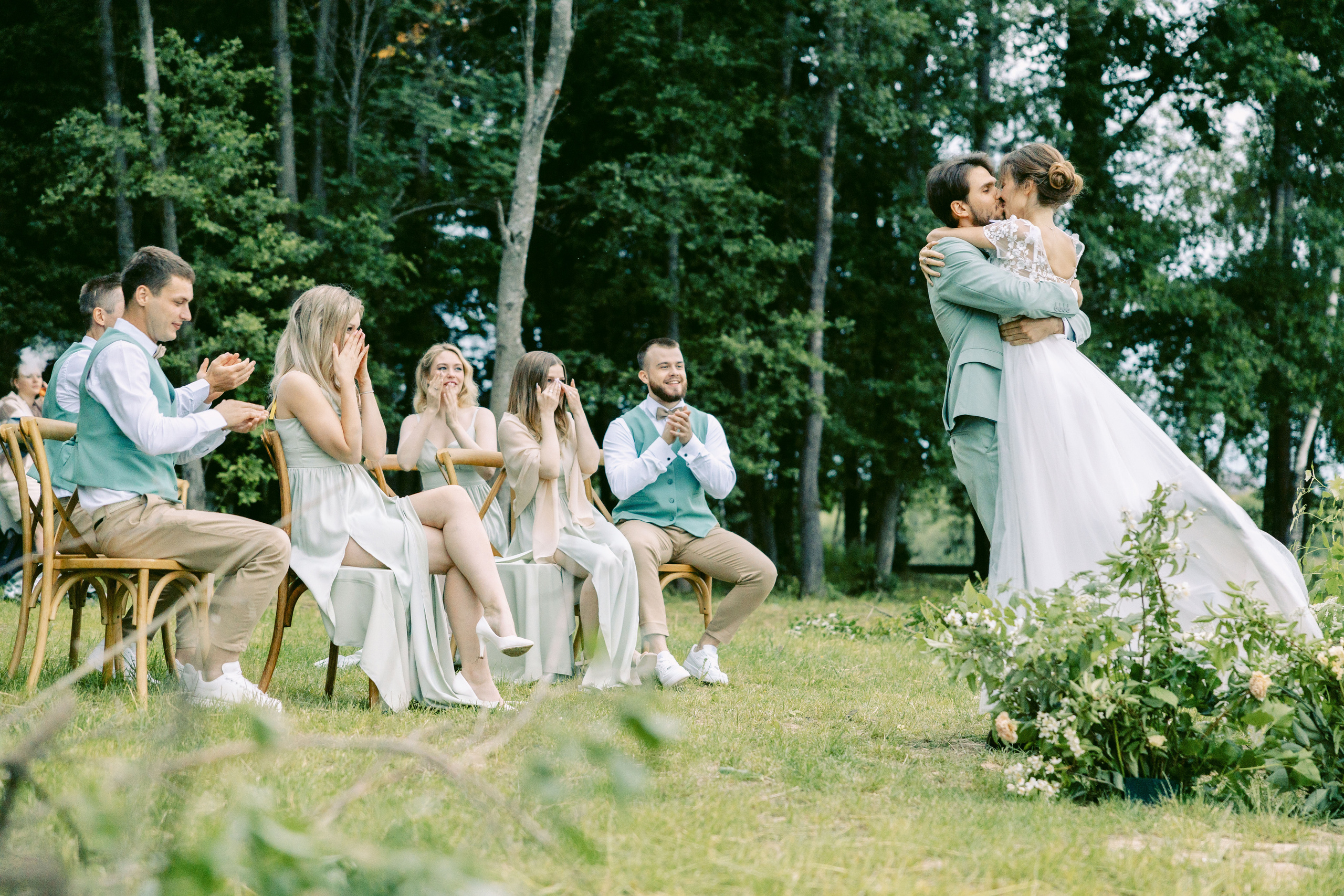 Свадьба в лесу. Репортажный и студийный фотограф в Москве — Софи