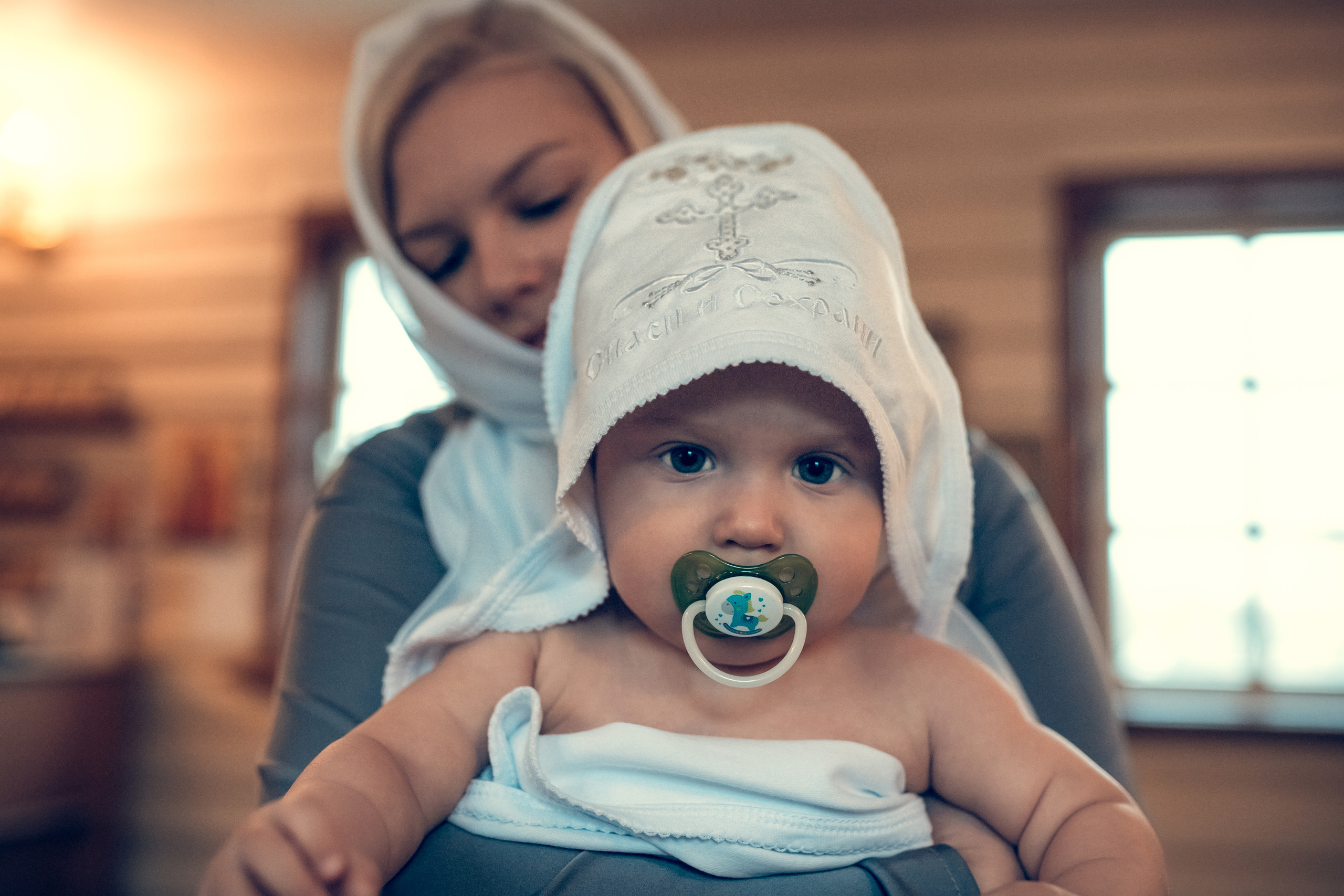 Крещение Артема и Тимофея в храме в честь Тихвинской иконы Божий матери. Екатерина Крапивина фотограф церковных Таинств в Нижний Новгороде