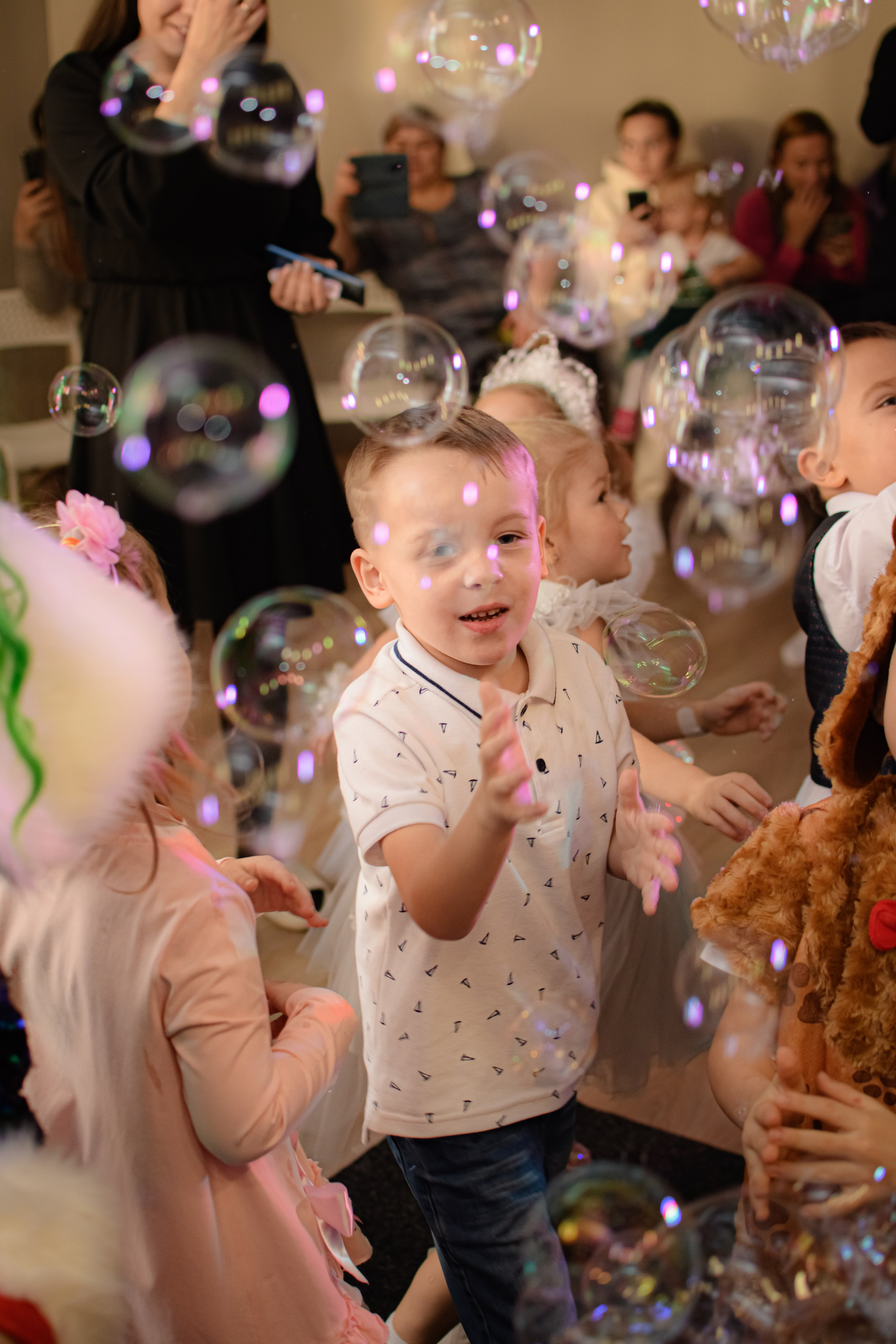 HAPPY NEW YEAR. Photokarish