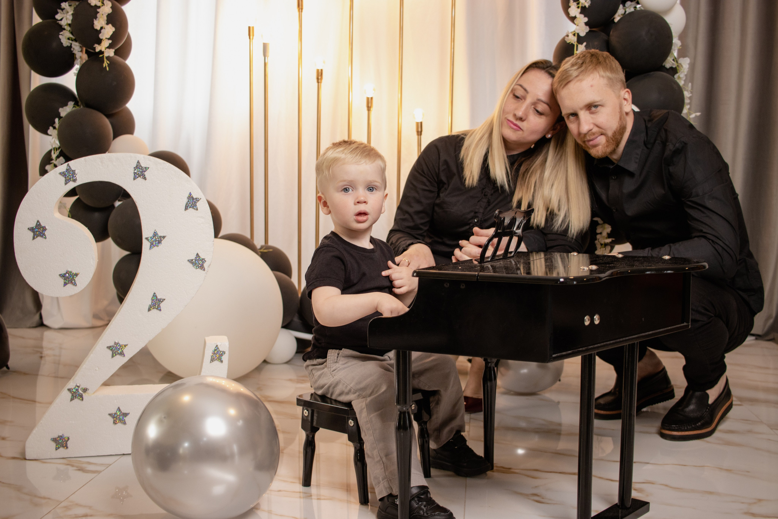 Студийная фотосессия. Фотограф в Астане, индивидуальная, семейная, домашняя фотосессия