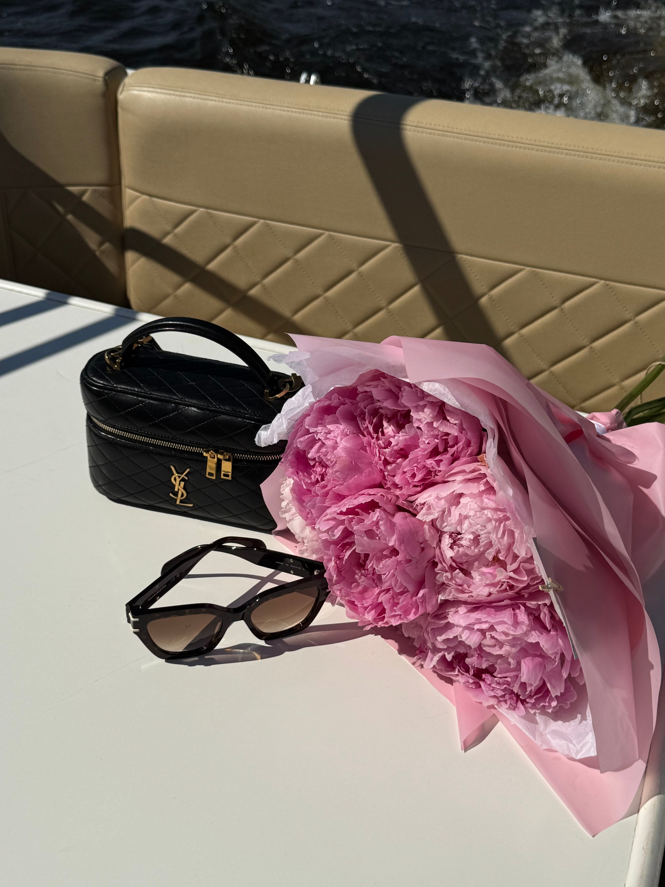 Анна [контент на катере]. Утонченный фотограф в Санкт-Петербурге Ксения Пелевина