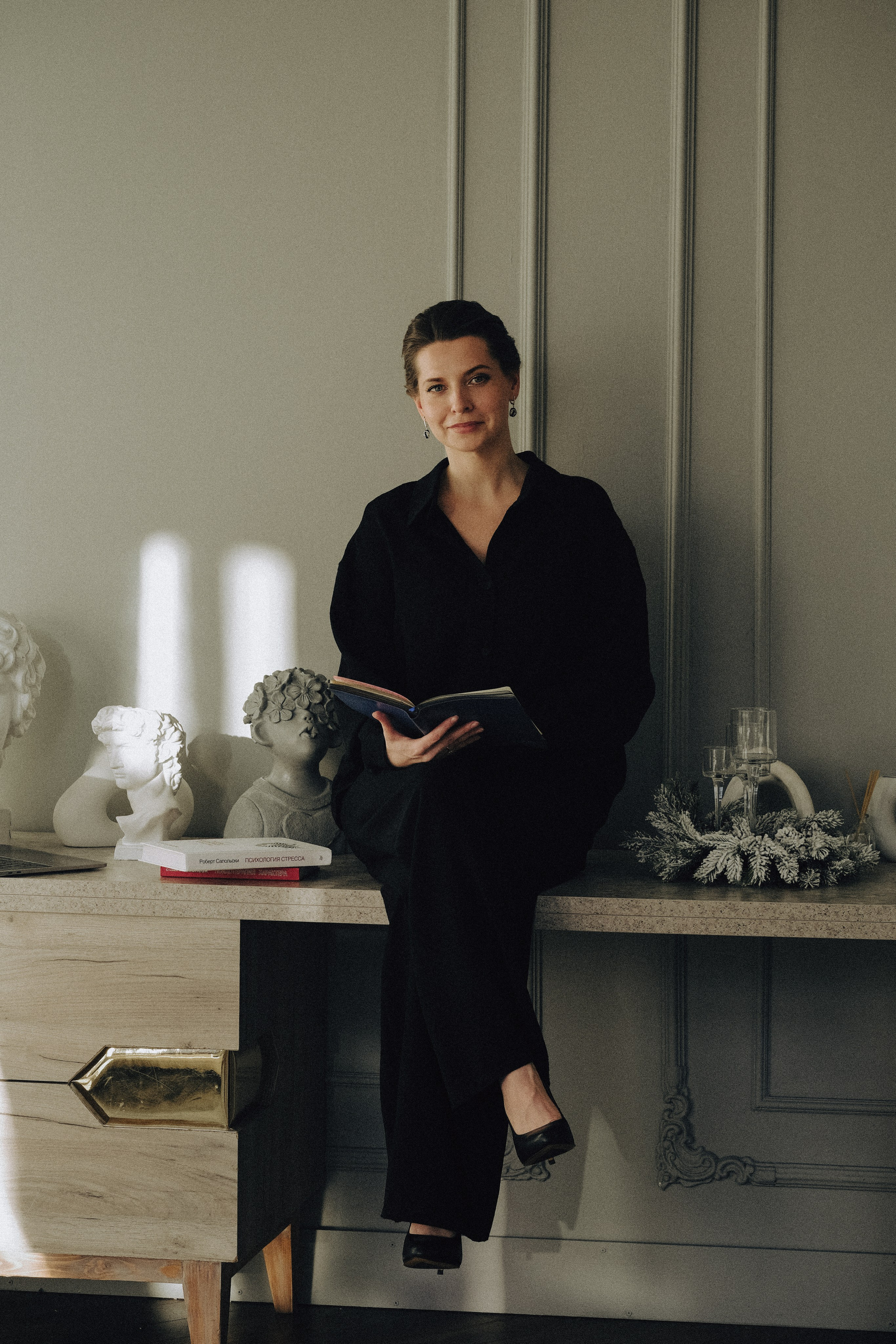 ФОТОСЕСИИЯ В СТУДИИ ДЛЯ ДЕВУШКИ ПСИХОЛОГА. Профессиональный фотограф, Санкт-Петербург — Виктория Богомолова