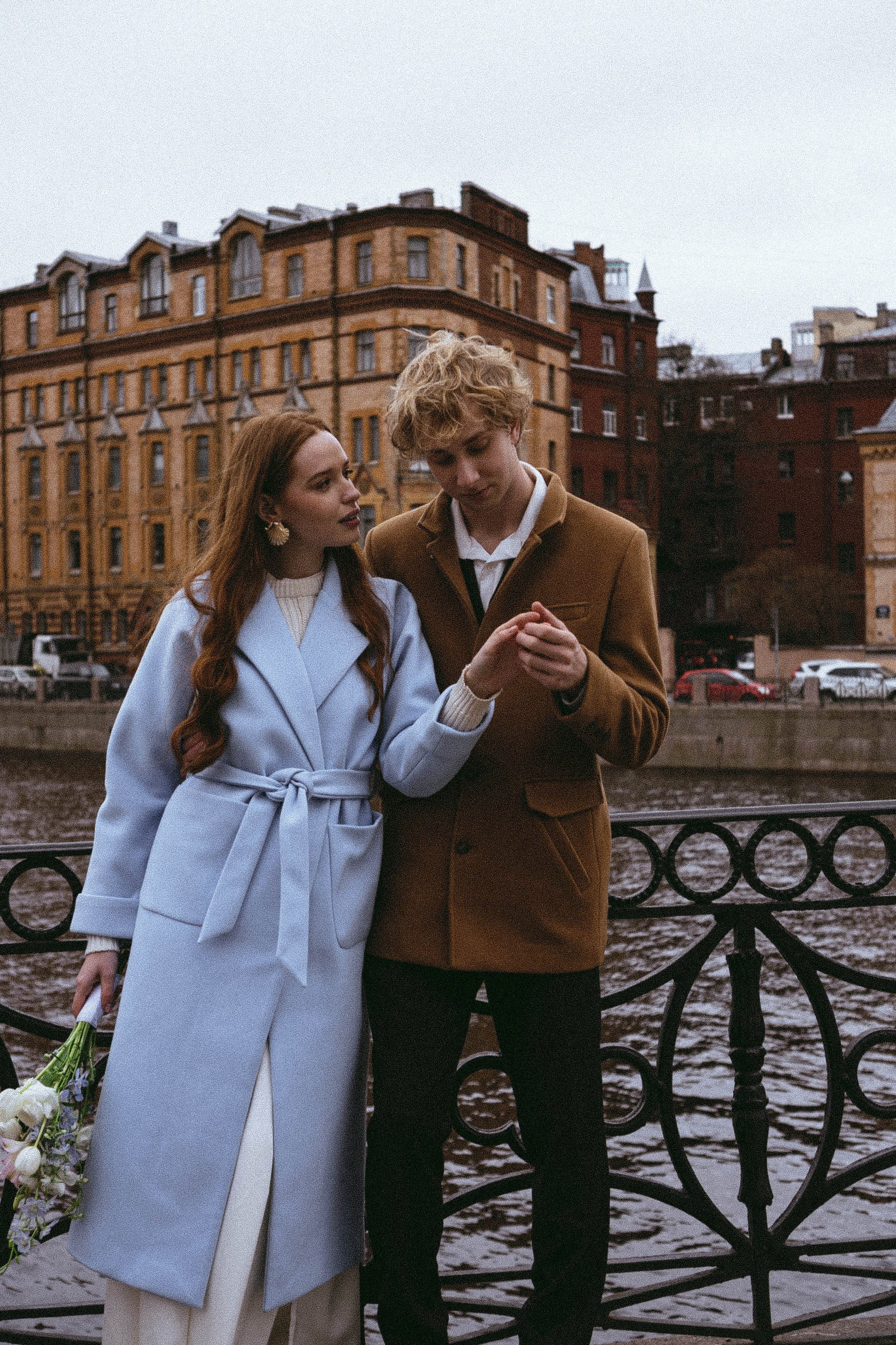 СВАДЕБНАЯ СЬЕМКА В ОТЕЛЕ. СБОРЫ ЖЕНИХА И НЕВЕСТЫ И ТАКЖЕ ТОР И ПОДГОТОВКА К ПРОГУЛКЕ И ПРОГУЛКА ПО ПЕТРОГРАДКЕ. Профессиональный фотограф, Санкт-Петербург — Виктория Богомолова