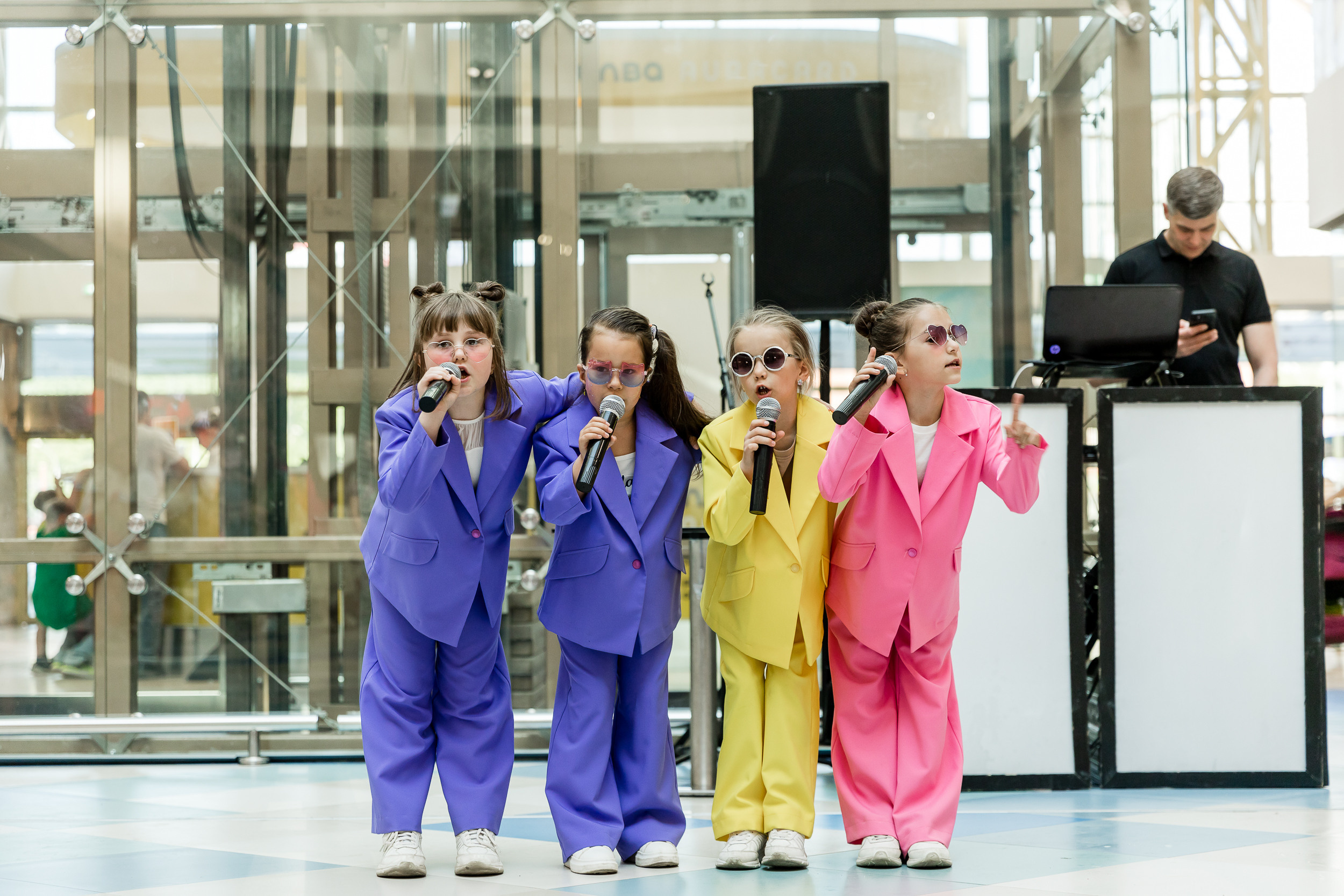 День защиты детей. Аура. Фотограф Александр Шалагин