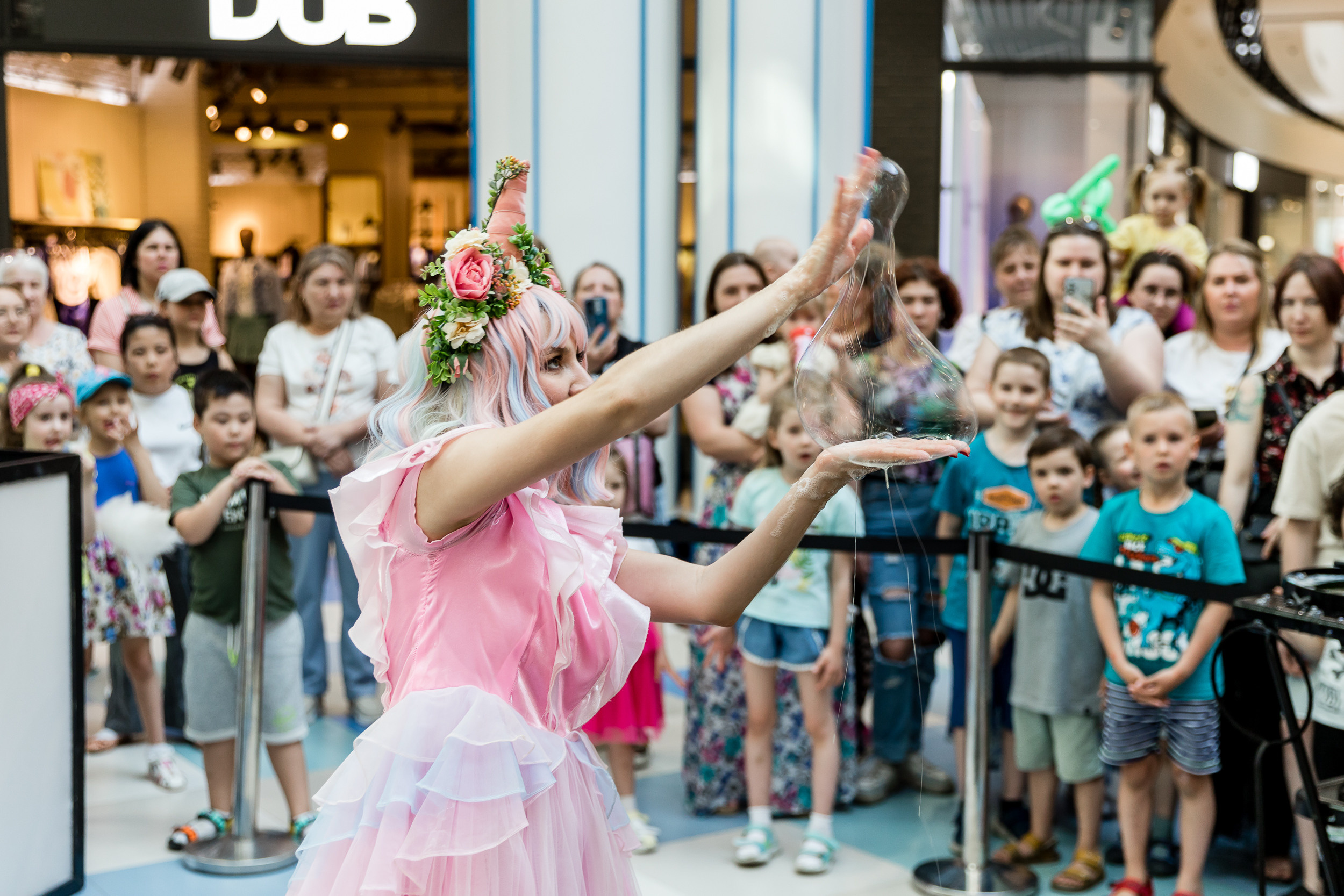 День защиты детей. Аура. Фотограф Александр Шалагин