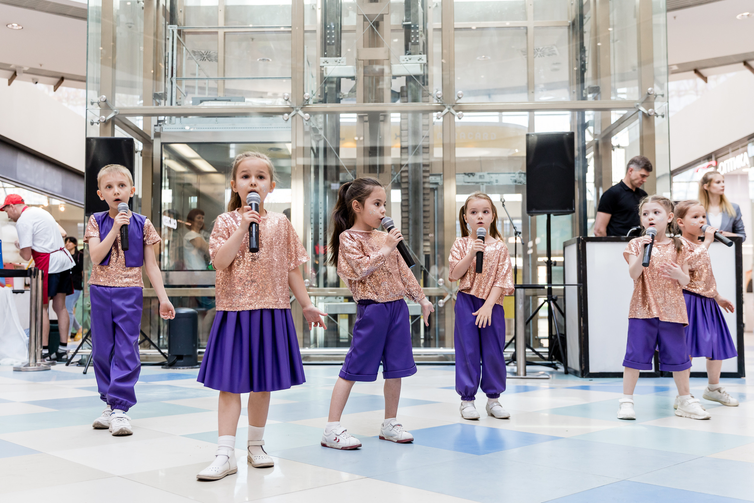 День защиты детей. Аура. Фотограф Александр Шалагин