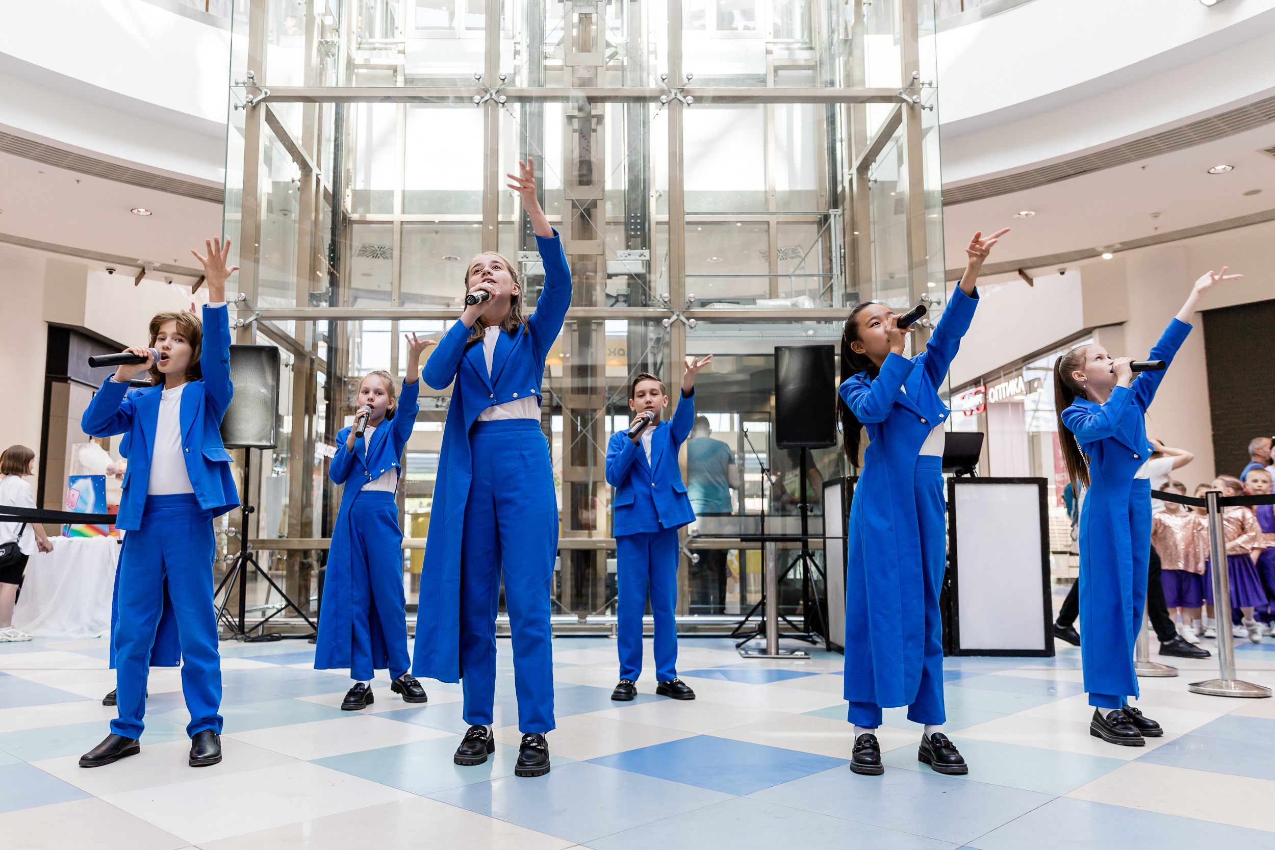 День защиты детей. Аура. Фотограф Александр Шалагин