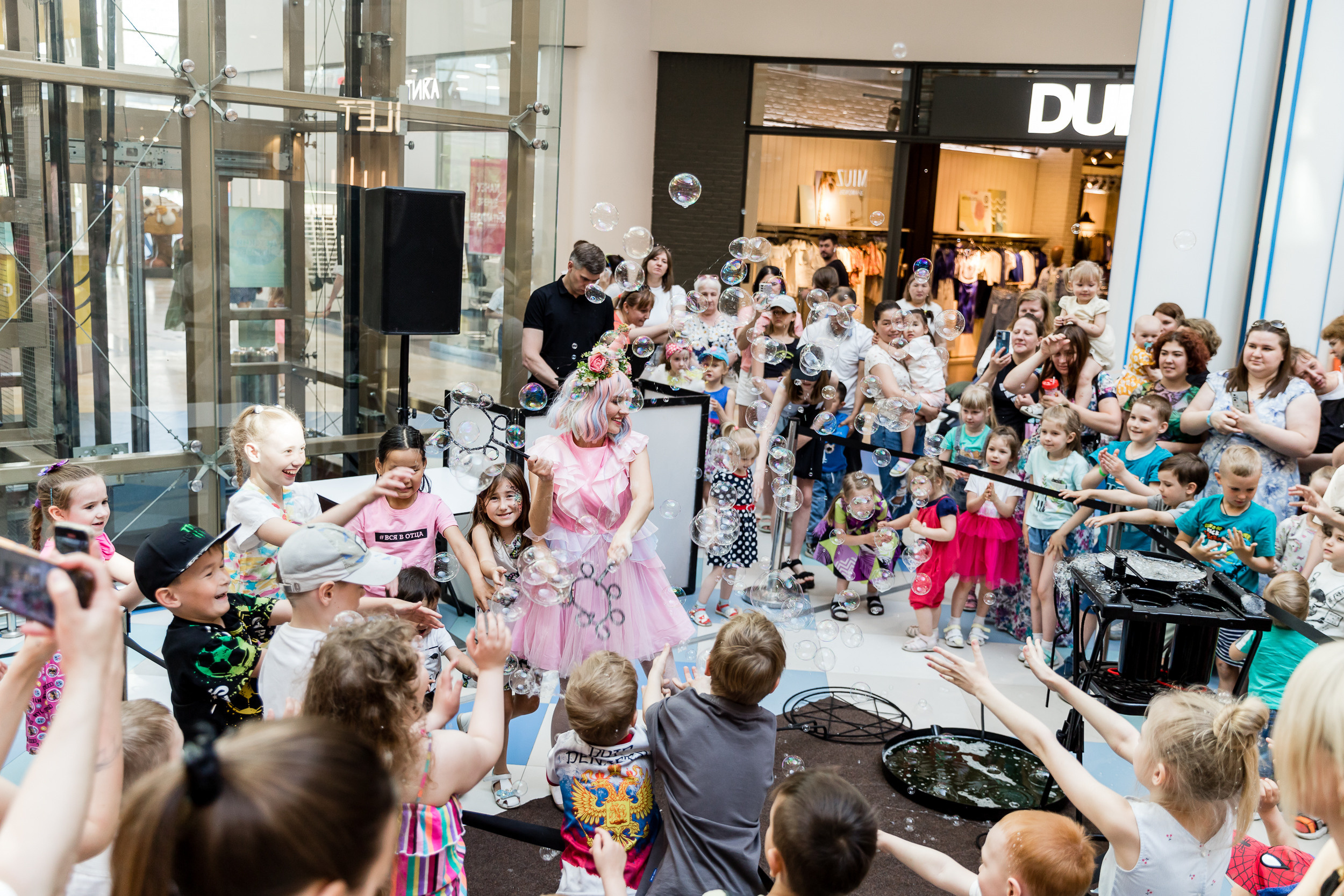 День защиты детей. Аура. Фотограф Александр Шалагин