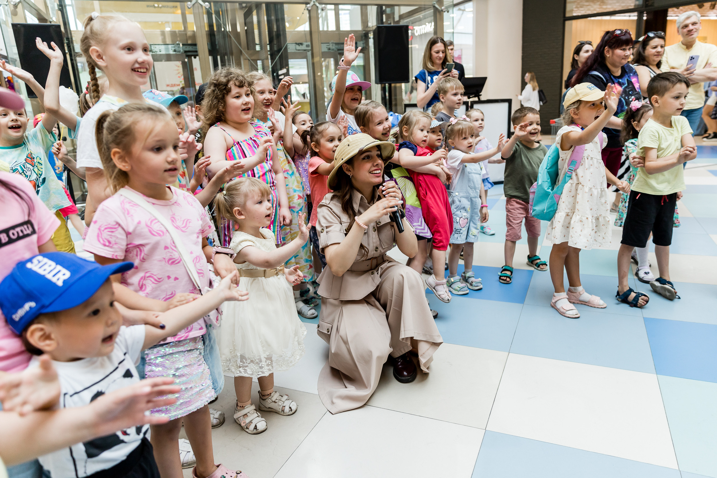 День защиты детей. Аура. Фотограф Александр Шалагин