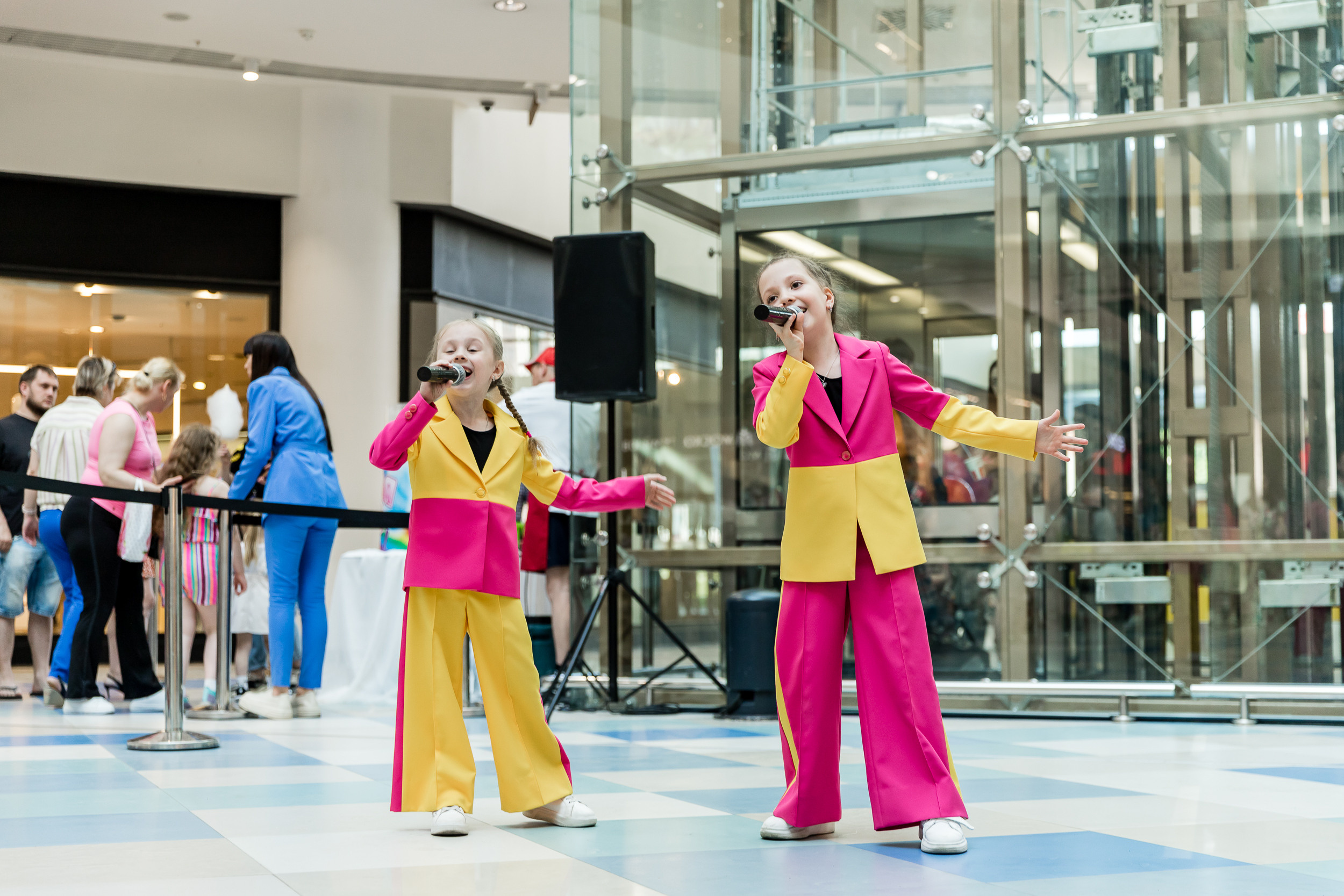 День защиты детей. Аура. Фотограф Александр Шалагин