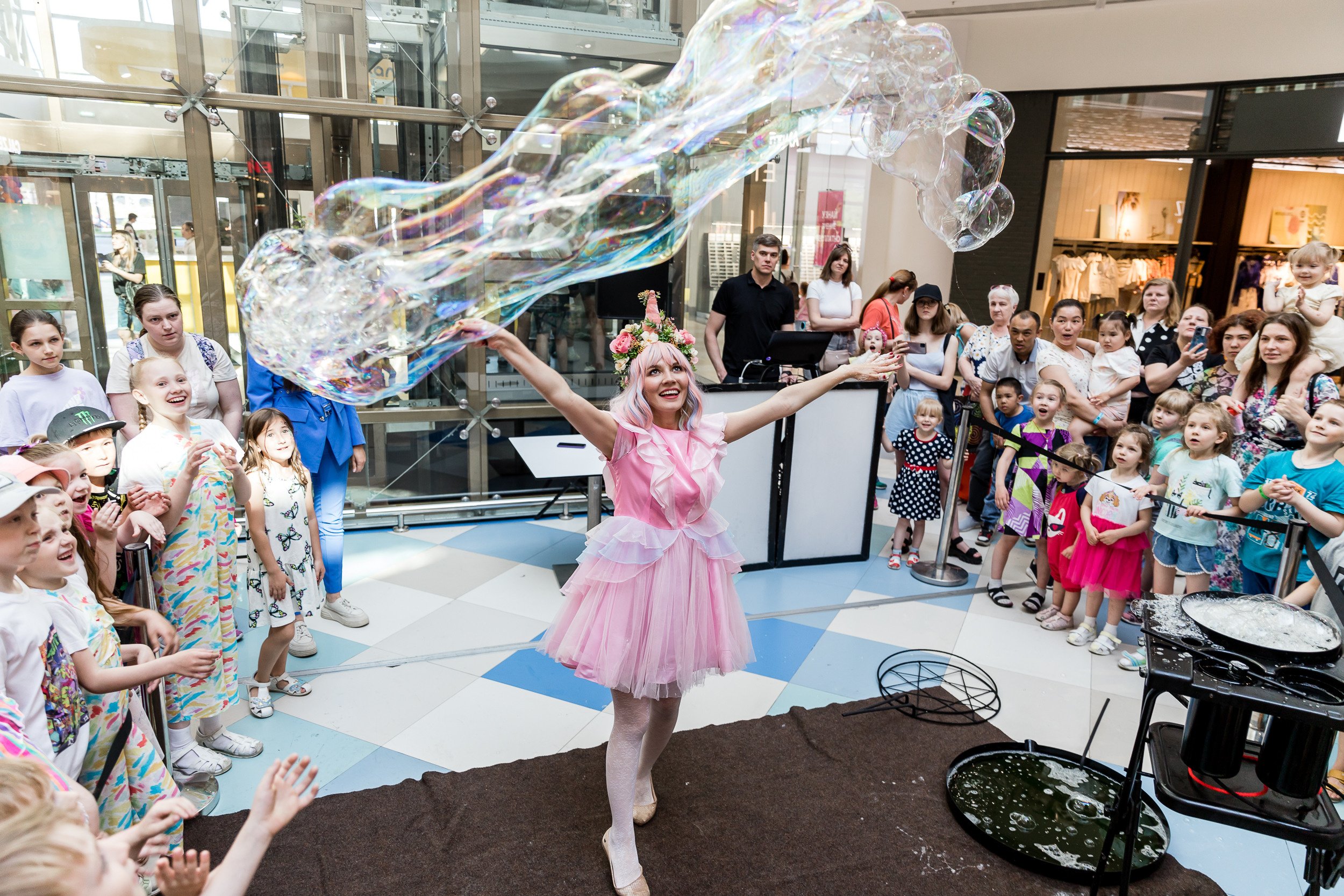 День защиты детей. Аура. Фотограф Александр Шалагин