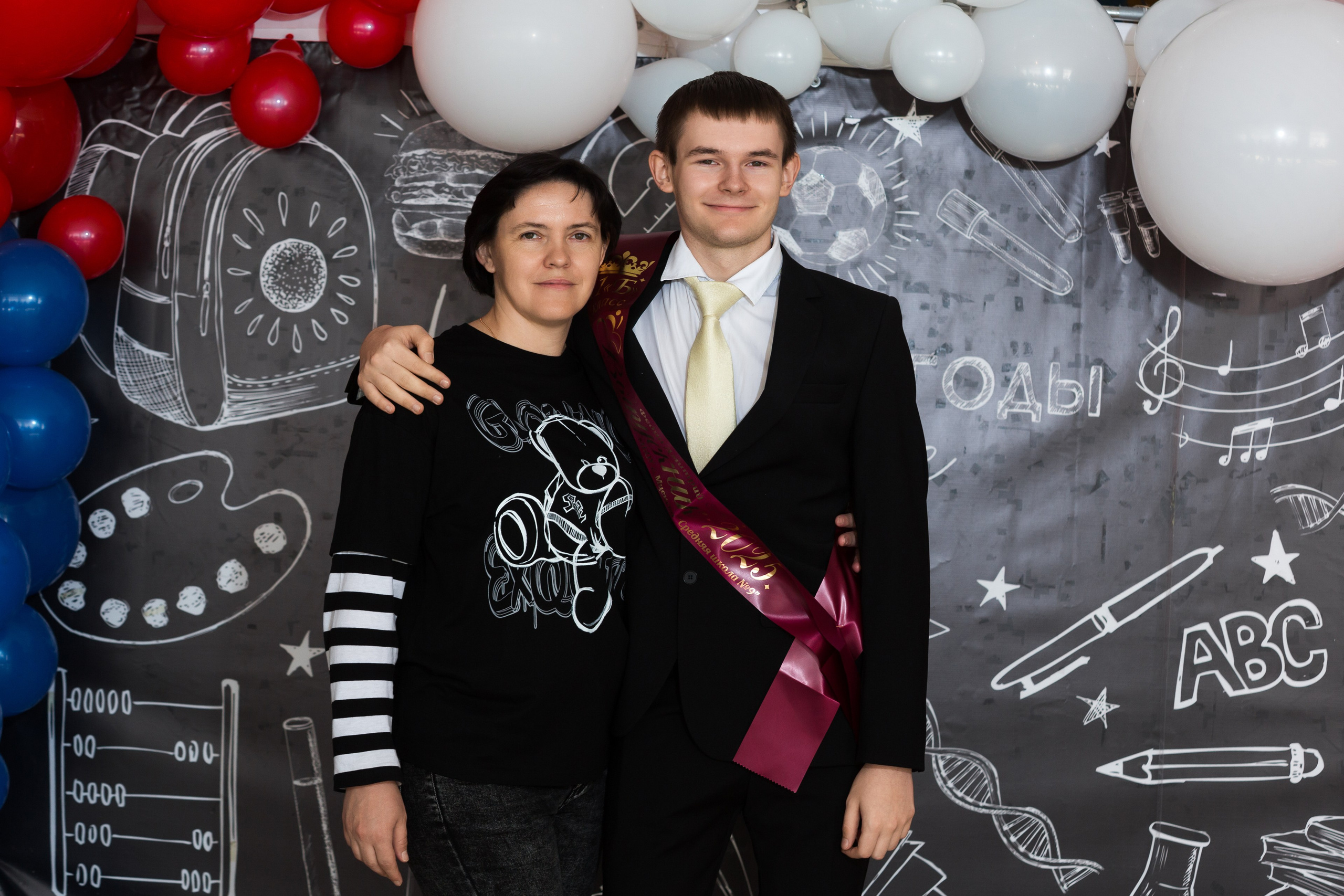 ФОТОСЕССИЯ С РОДИТЕЛЯМИ «ПОСЛЕДНИЙ ЗВОНОК — 2025» 9 ШКОЛА Г.МЦЕНСК. Профессиональный фотограф в Мценске и Орловской области