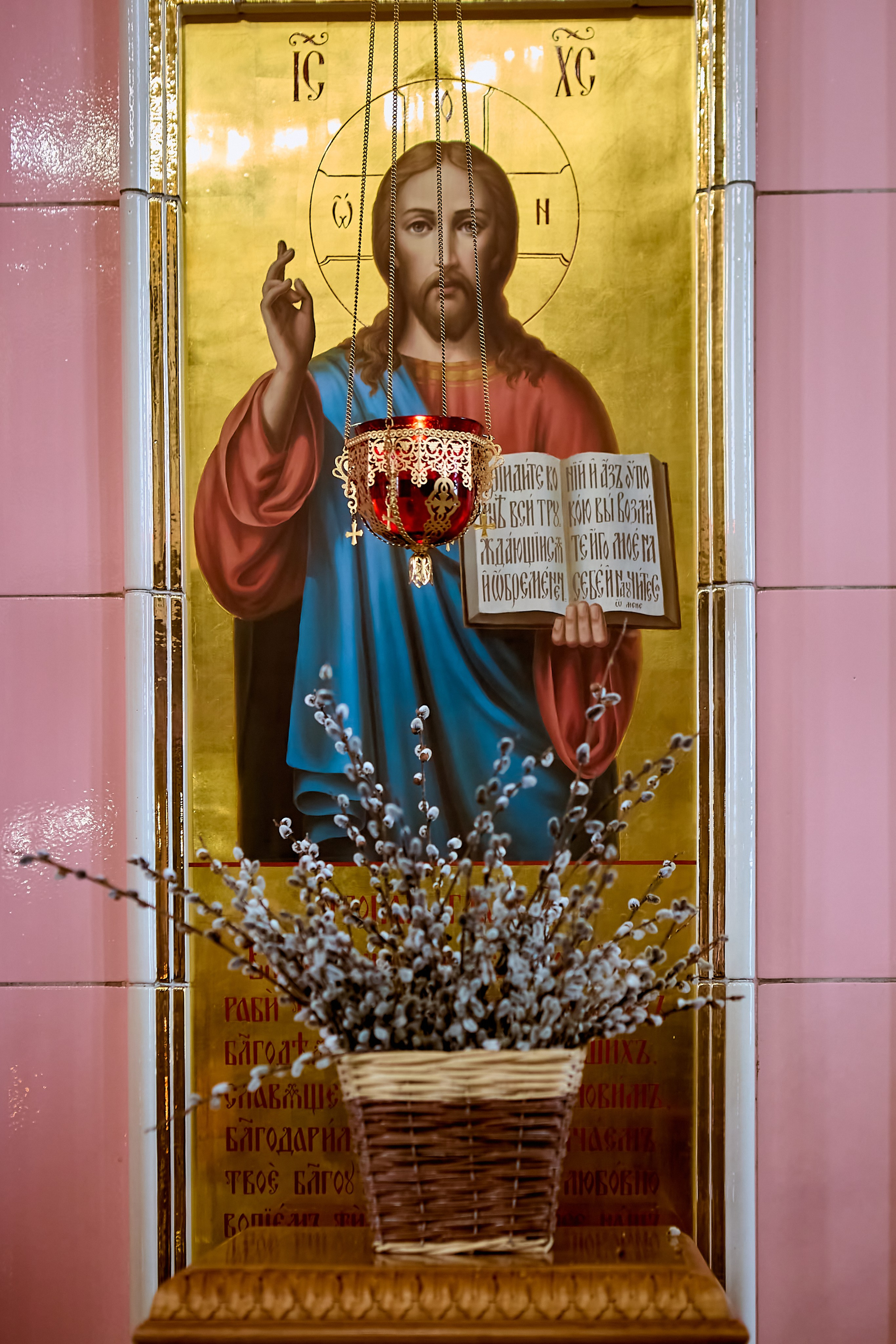 Вход Господень в Иерусалим. Двунадесятый праздник. Праздничное богослужение. Храм преподобного Серафима Саровского г. Дзержинск. фото Николая Голованова православного портретного и детского фотографа