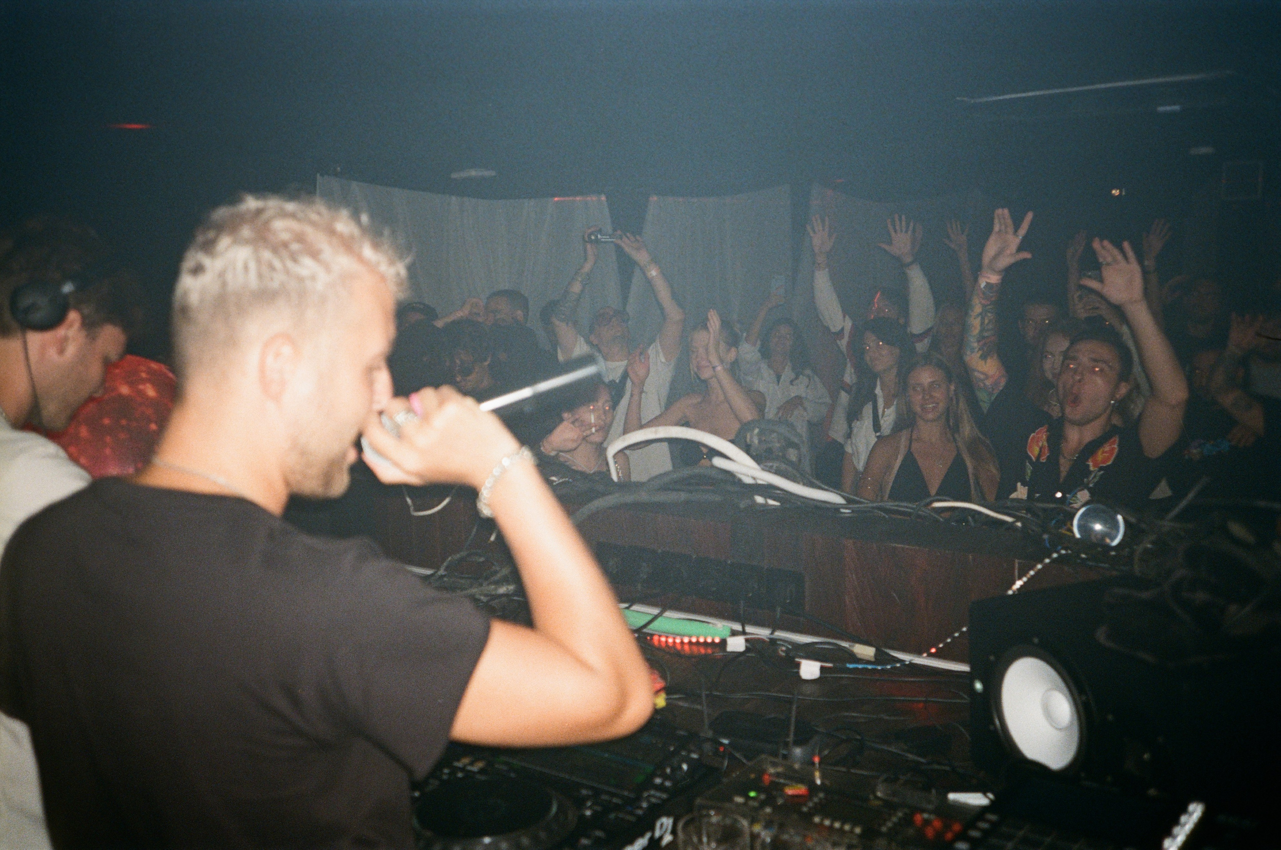 Radiocultura bali on film. Главная