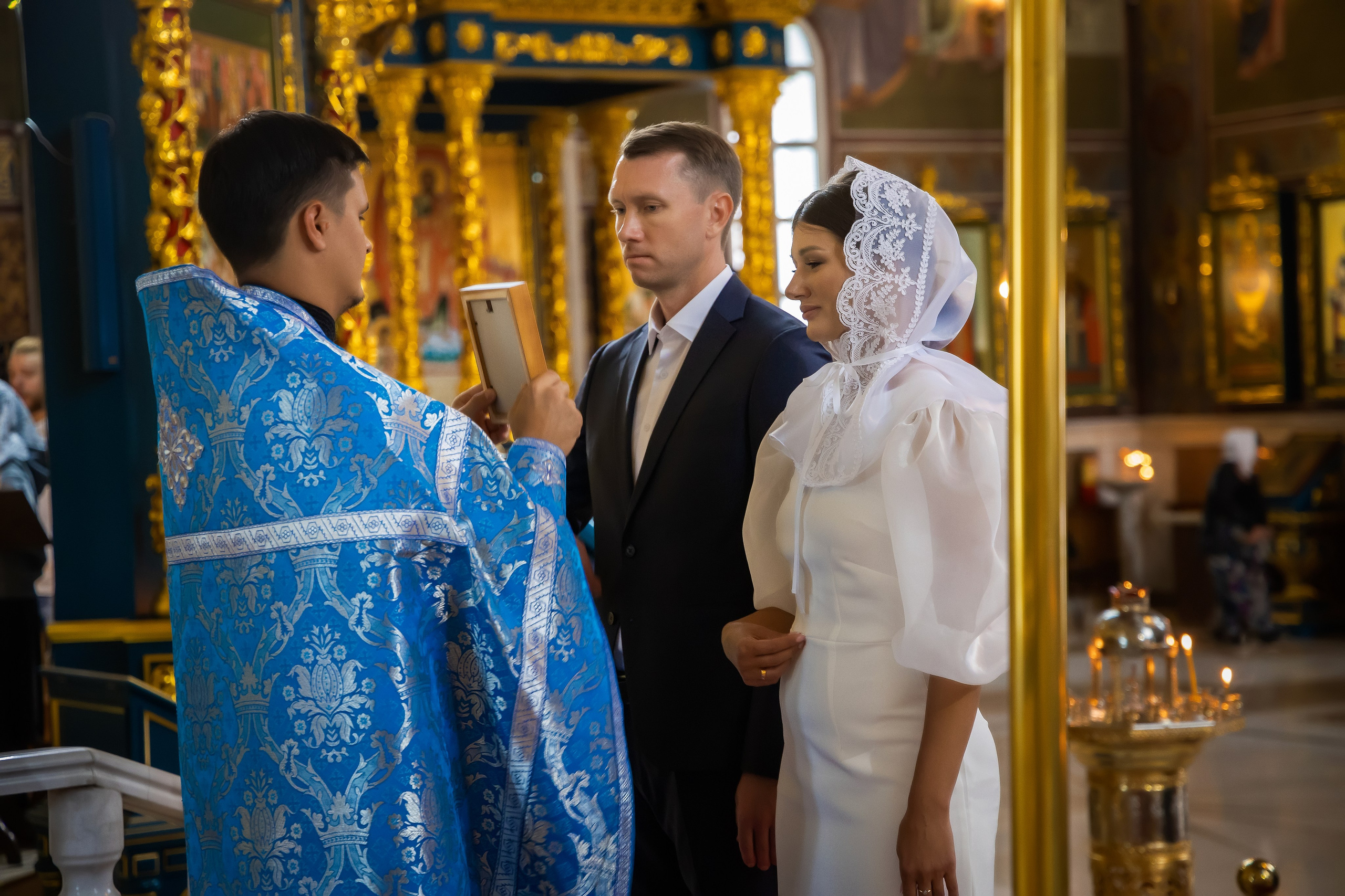В Храме. Семейный и Свадебный фотограф в Астане Александр Астапов