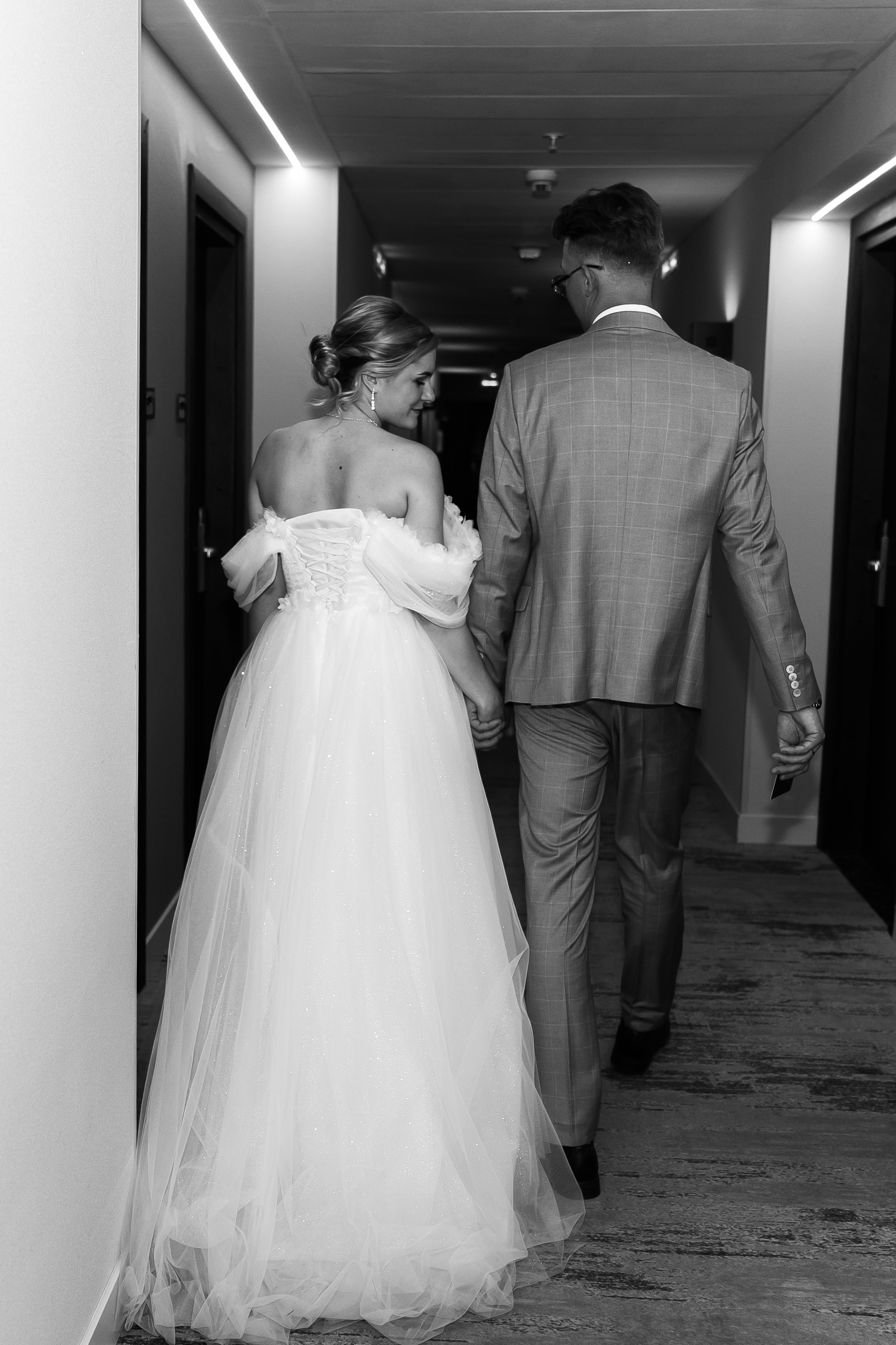 City Center. Для тех, кто не ждёт удачи, а создаёт её. Каждая фотосессия — это твой момент, твой стиль, твой успех. 📸