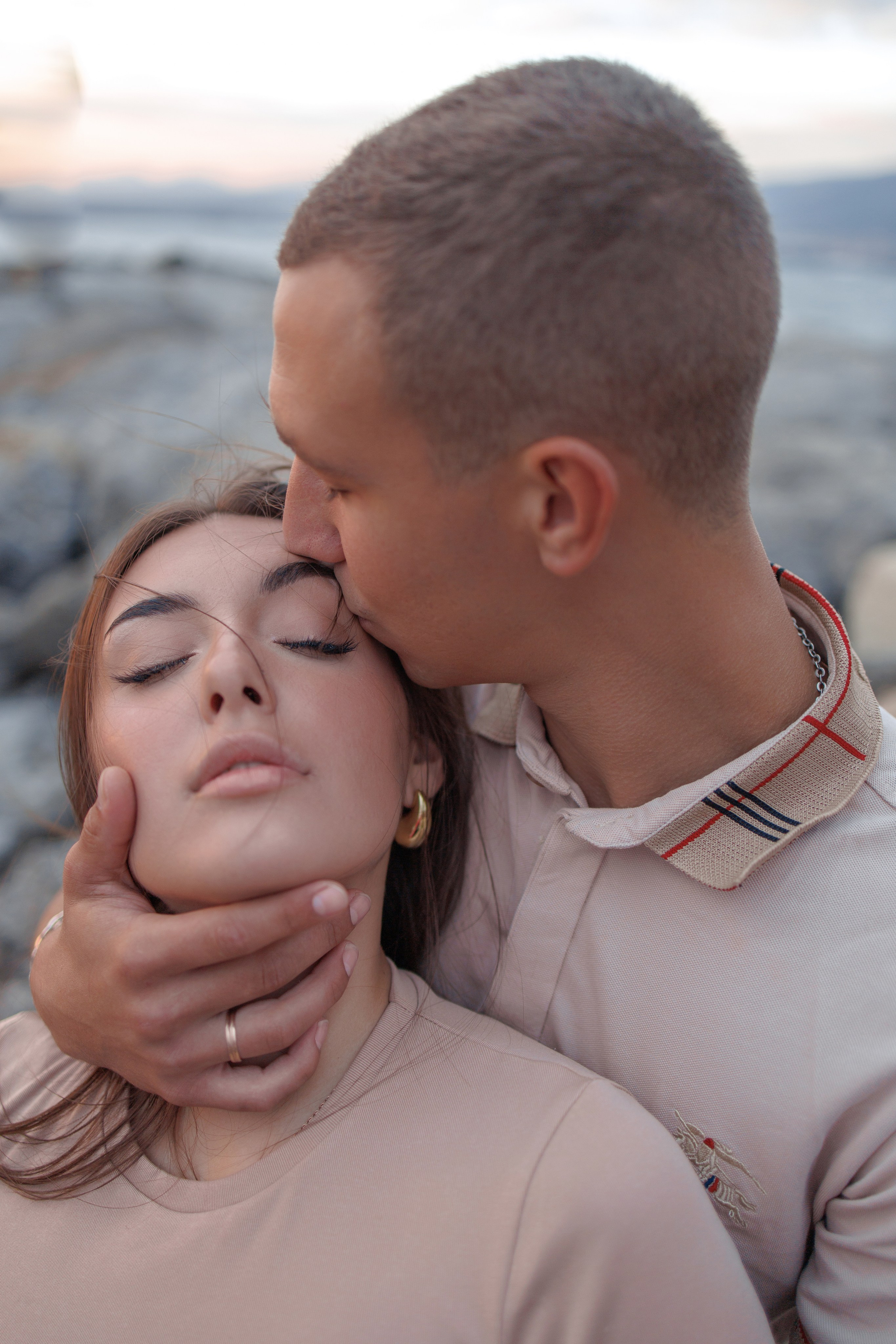 Лавстори пляж Метрополь. Семейный и портретный фотограф в Геленджике Любовь Бодрова