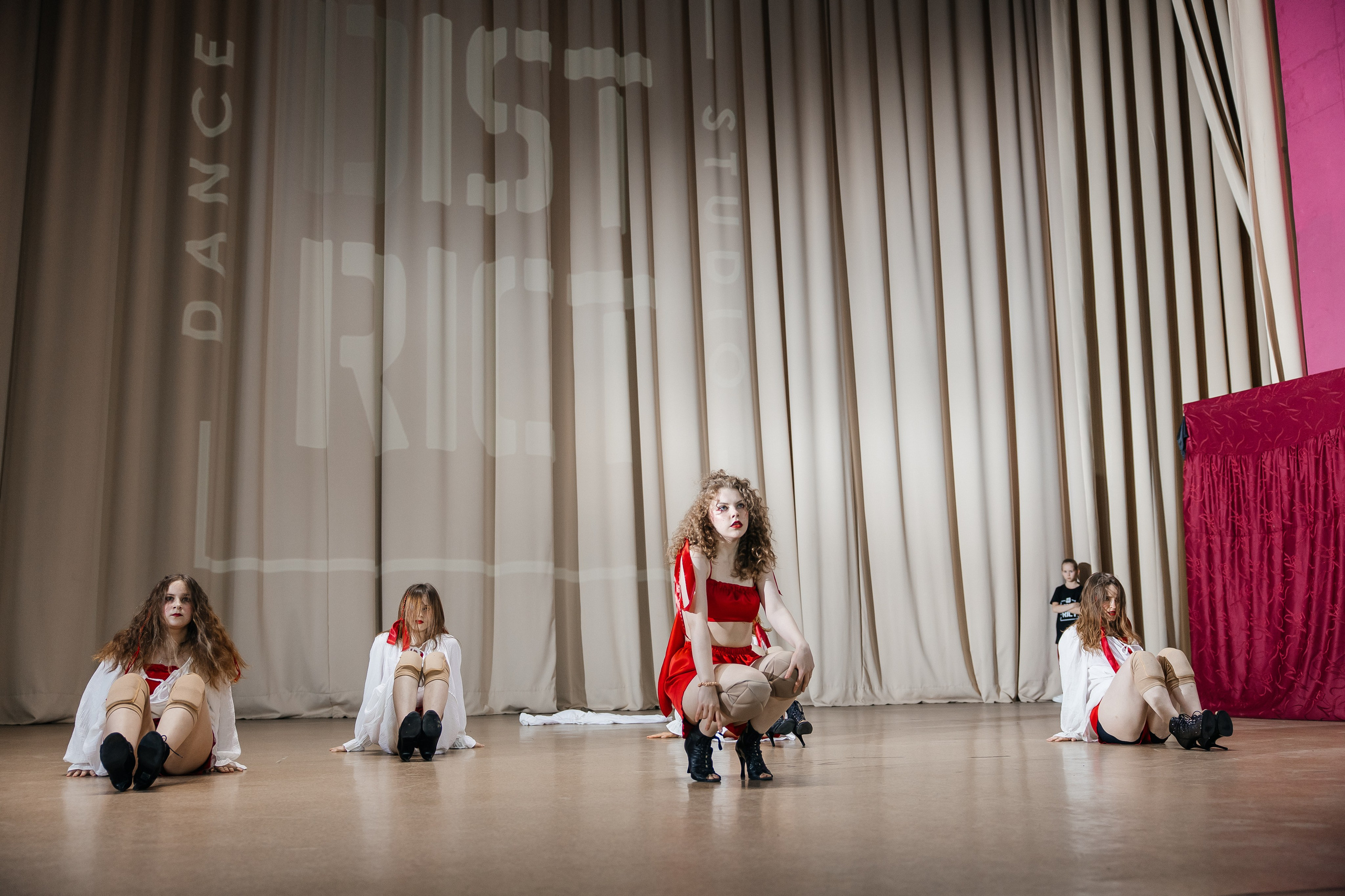 Дистрикт. Отчетный концерт. Свадебный и Семейный фотограф г. Ижевск Гульназ Солдатова. Гульназ фото