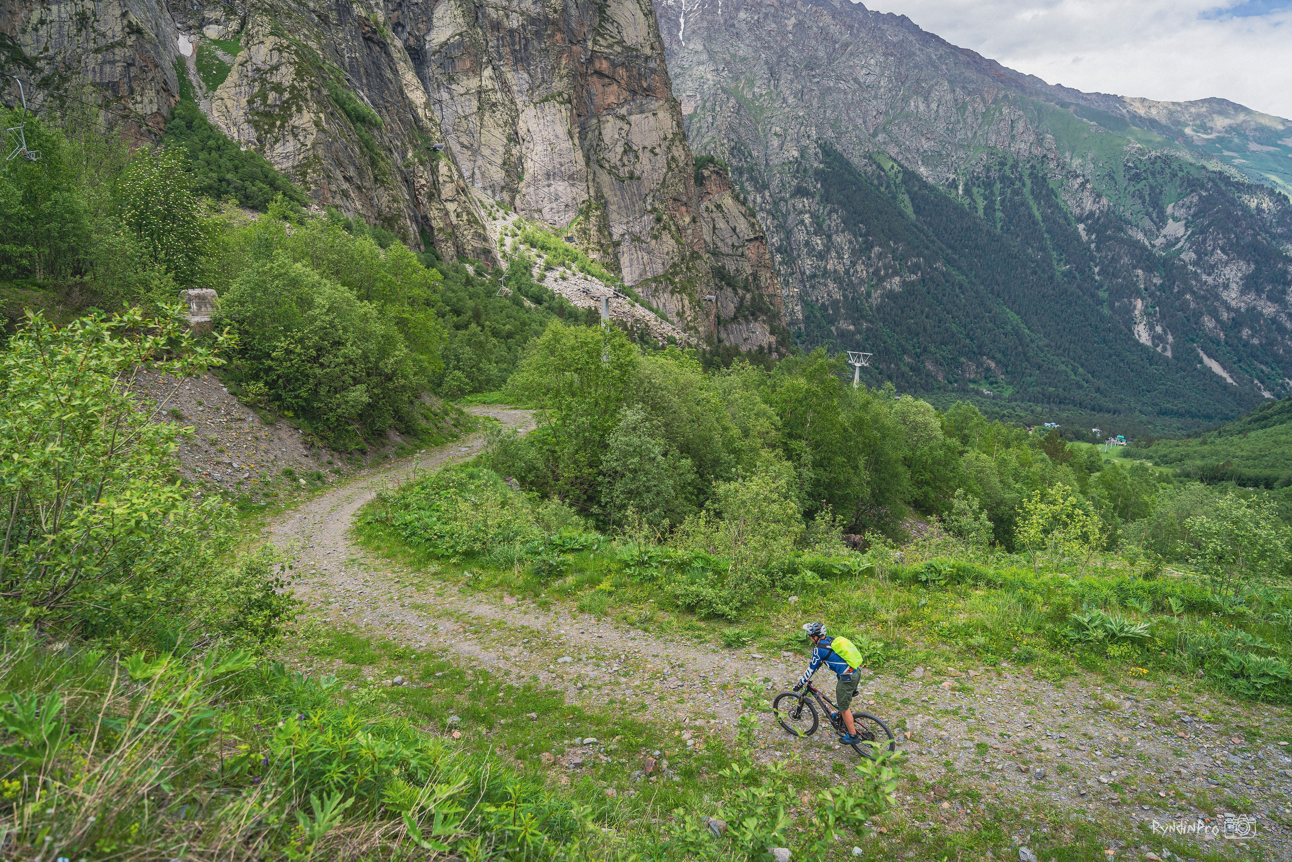 Велотур Осетия 16.06.2024 Ковальтур. Репортажный фотограф в Краснодаре Рындин Дмитрий
