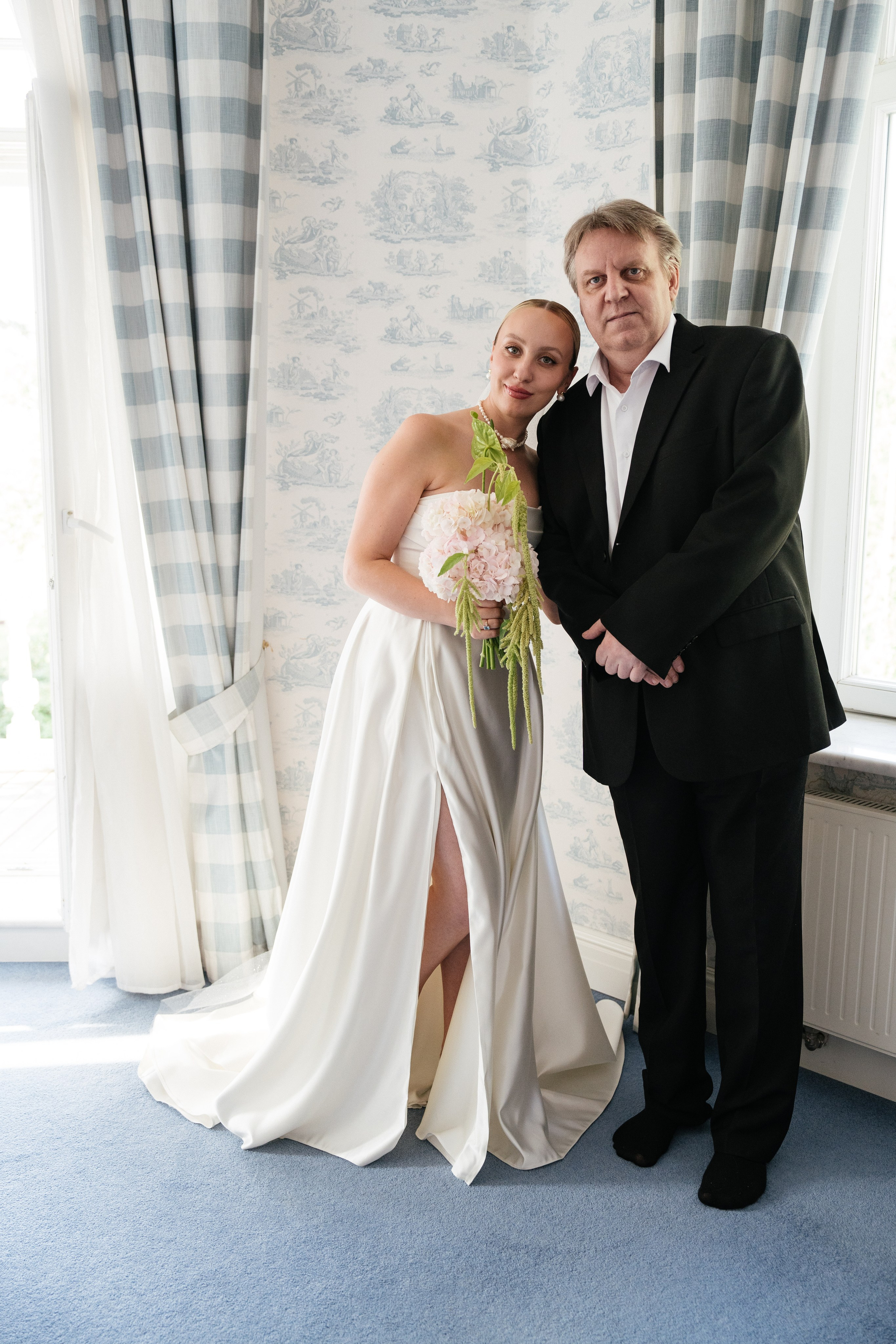 Юлия & Максим. Уютная свадьба в стиле современная классика на заливе. Свадебный фотограф организатор в Санкт-Петербурге Ассоль Опарина