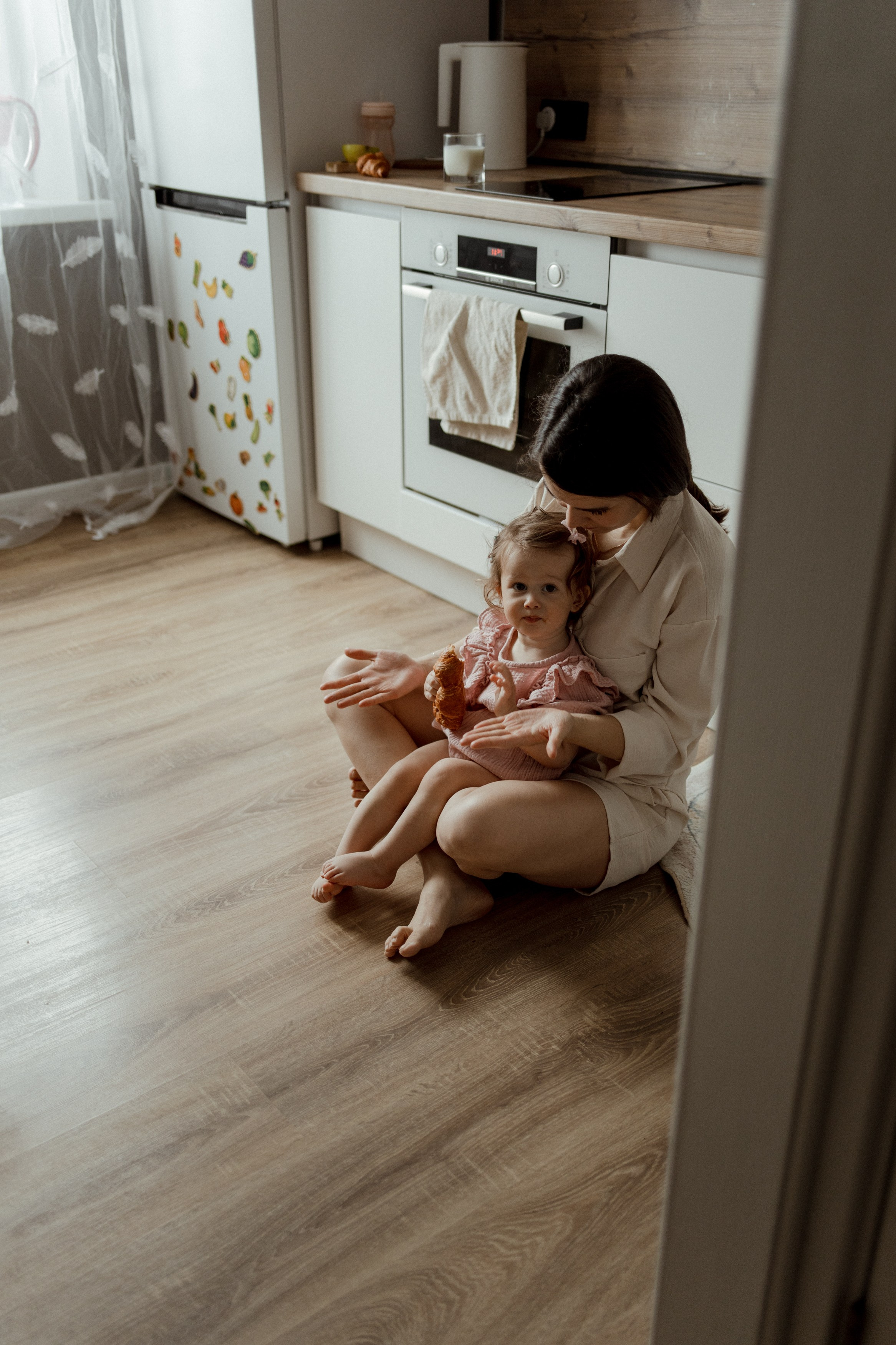 Домашняя фотосессия мама и дочка. Семейный фотограф Челябинск