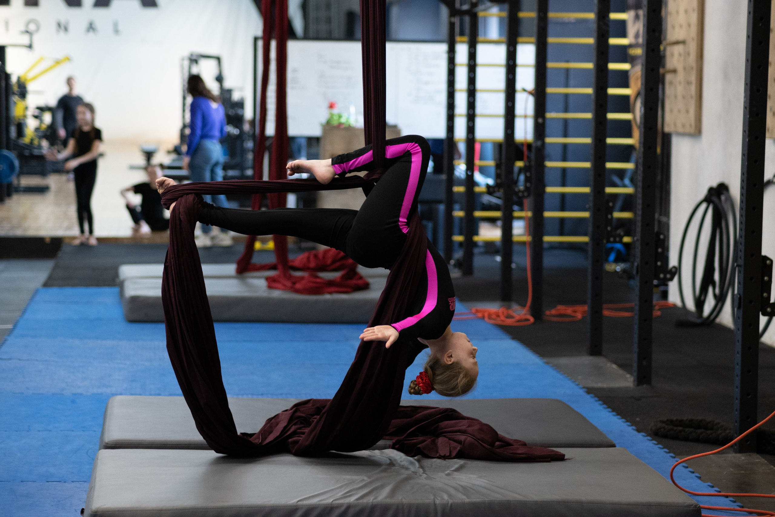 Внутриклубные соревнования по воздушной гимнастике 02.04.23