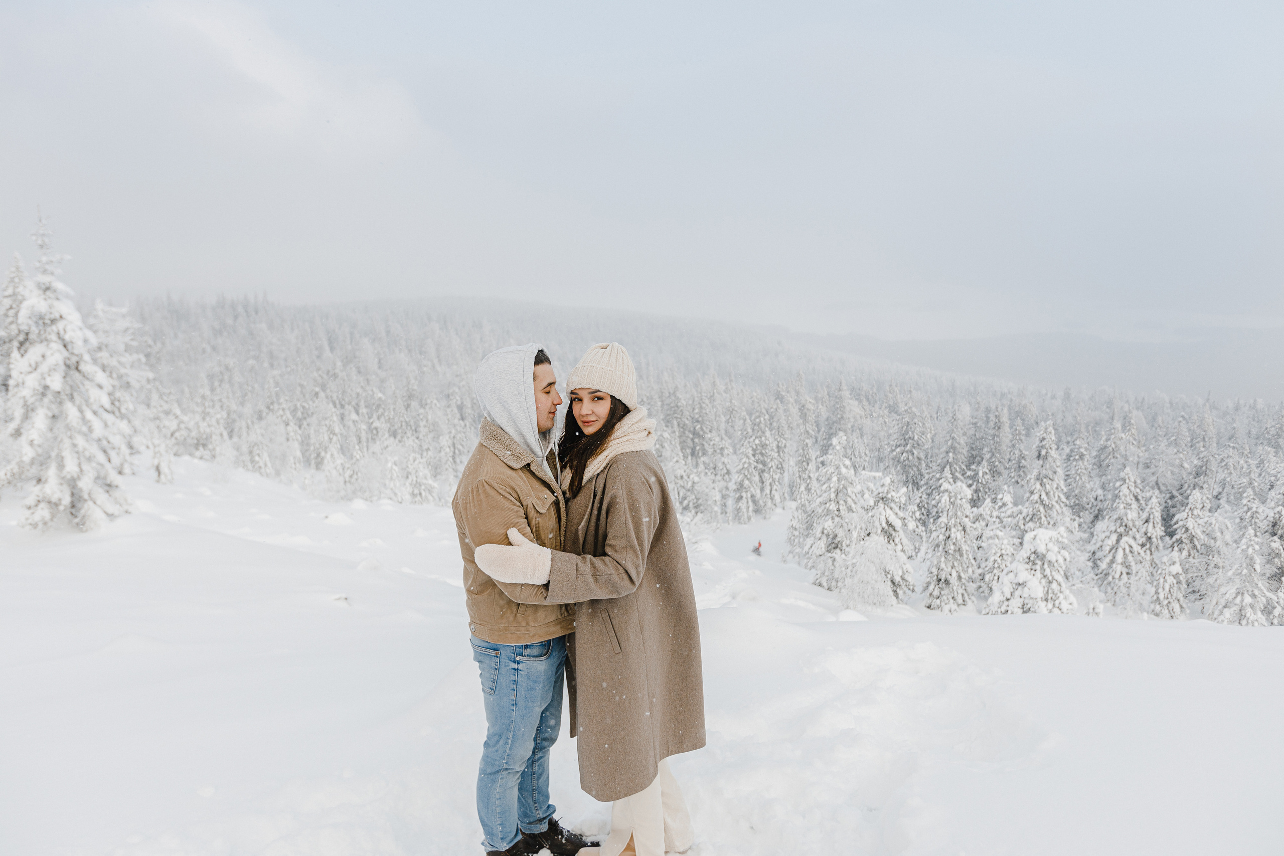 Гора белая. Семейный свадебный фотограф Семен Егоров