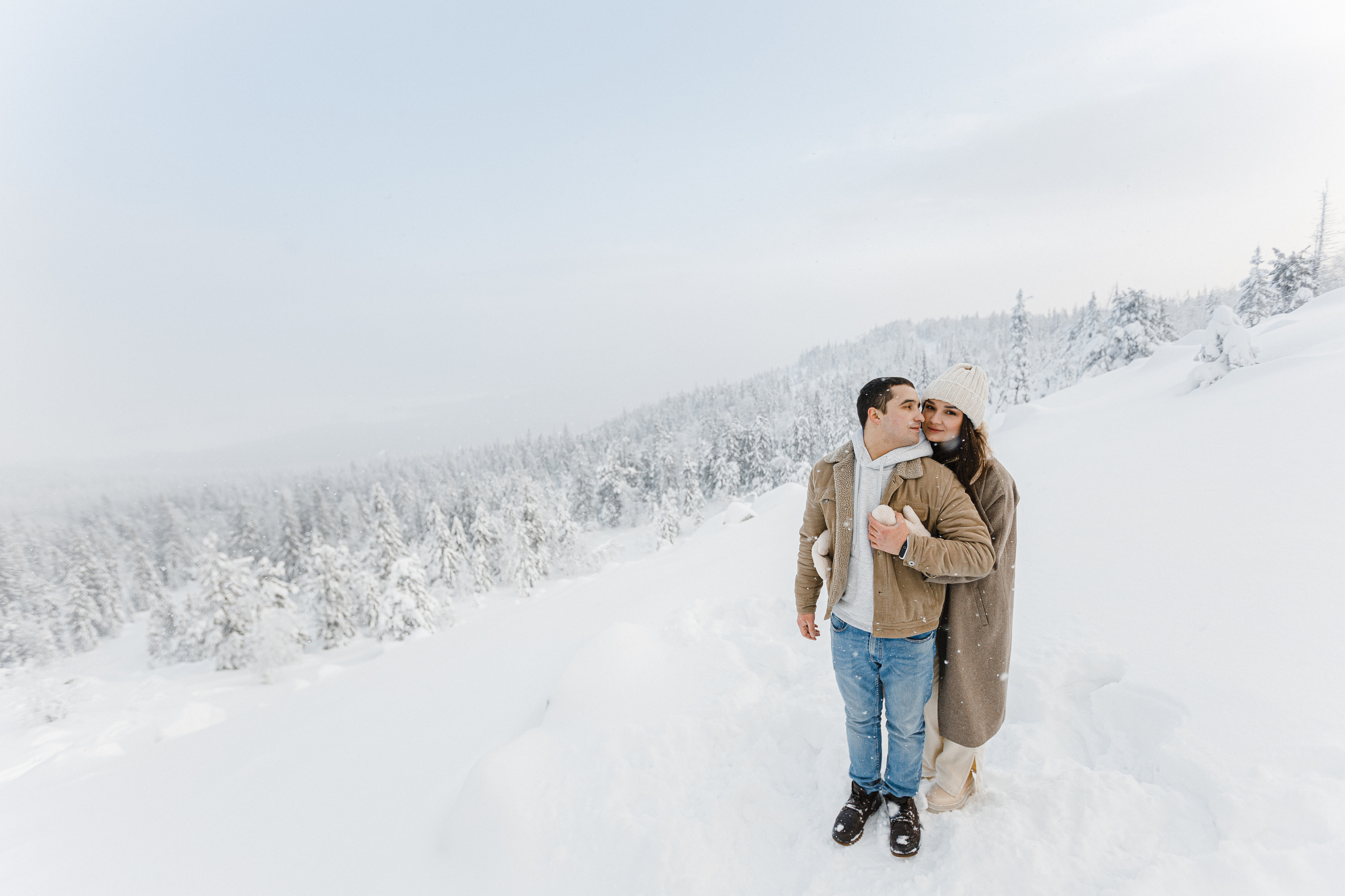 Гора белая. Семейный свадебный фотограф Семен Егоров