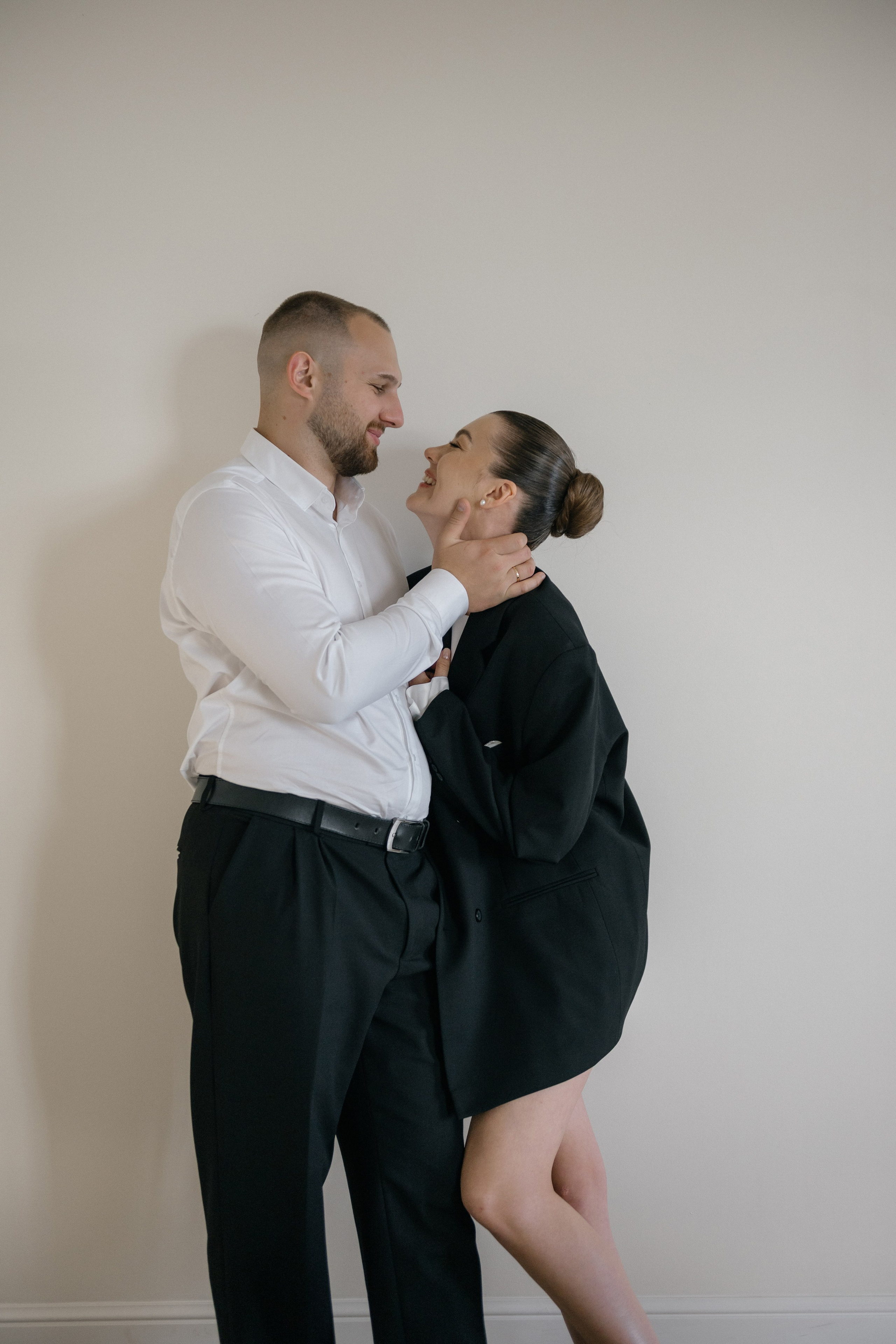 Wedding day in VERSAL PARK. Wedding PHOTOGRAPHER Andrew Vnukov