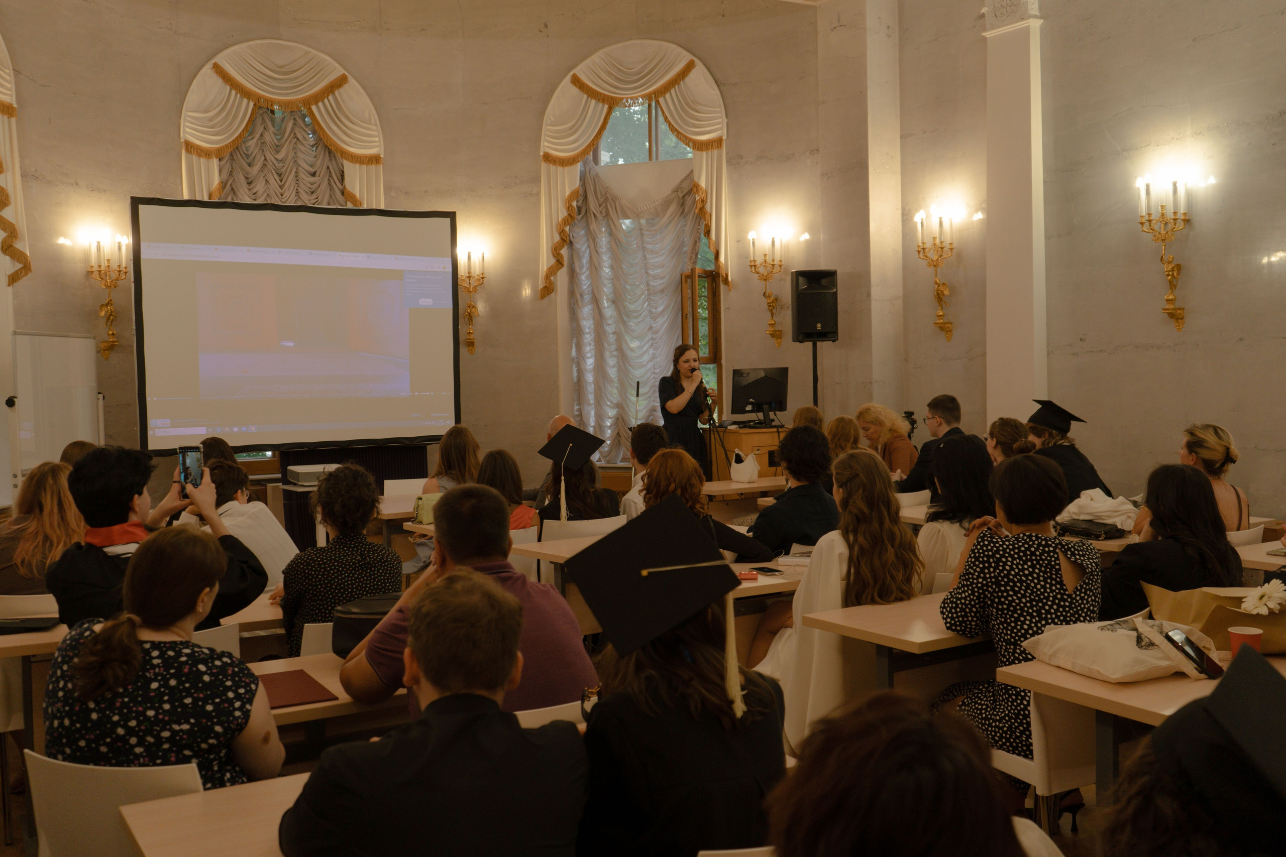 Выпускной Смольный. Юля Мурашова портретный и документальный фотограф