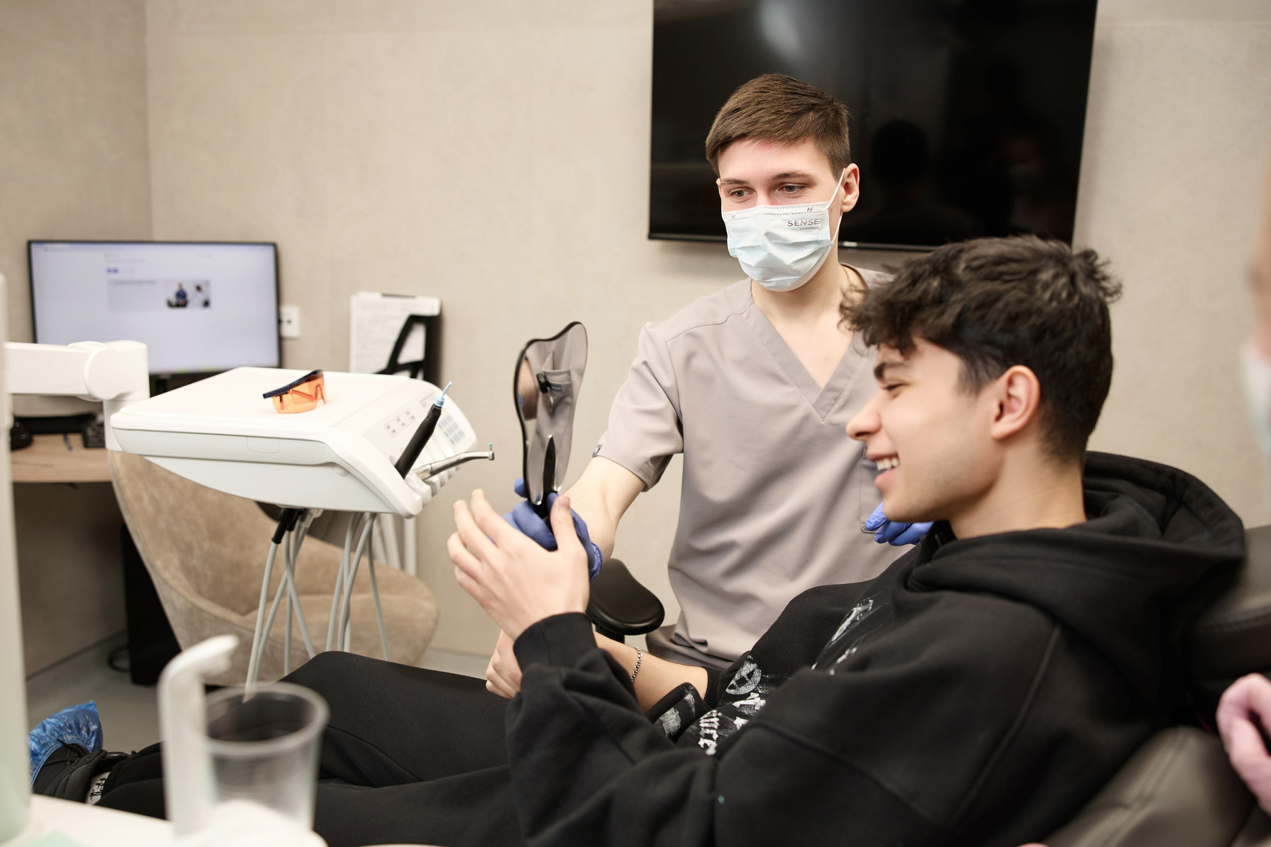 Фотосессия стоматологии Шустовы в Екатеринбурге