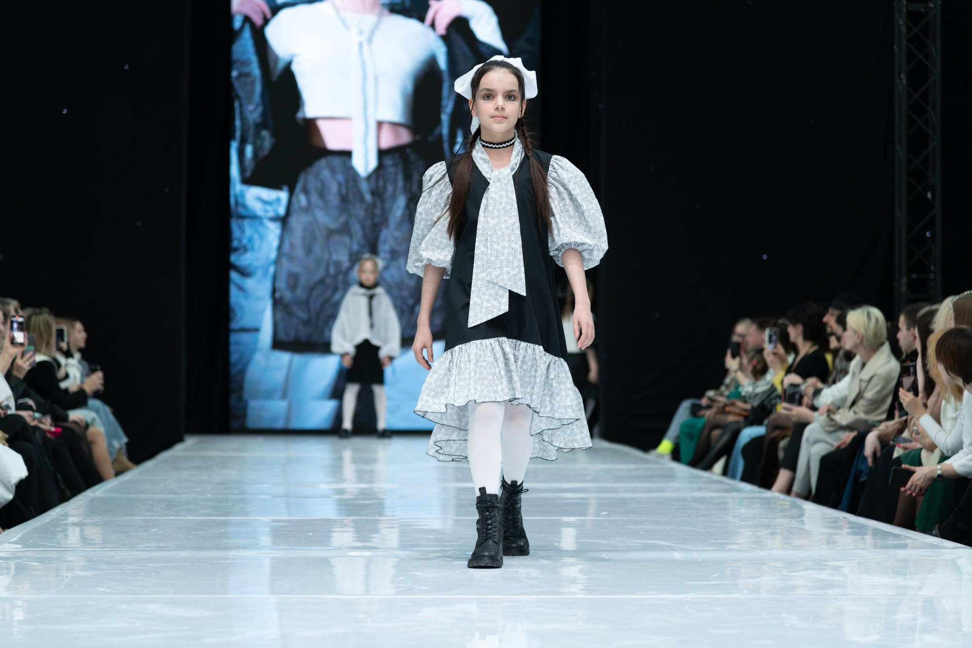 DEVUSI / 23. Sakunov Photo