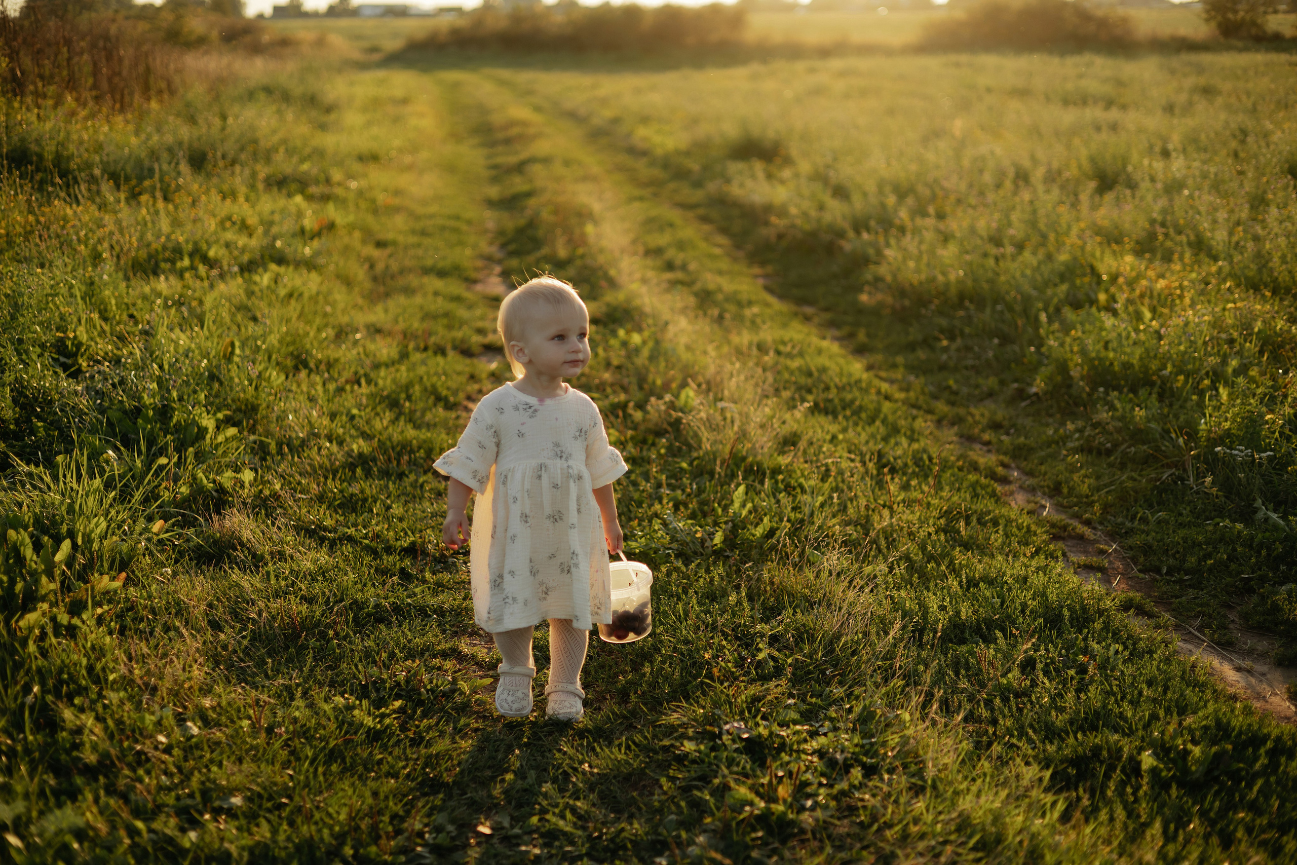 Катя, Илья и Василиса. Свадебный фотограф в Пскове и Санкт-Петербурге | Анна Голикова