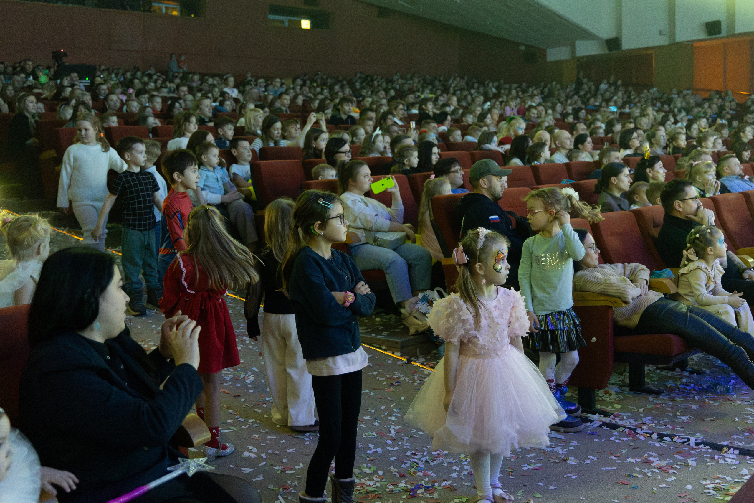 Ёлка телеканала МУЛЬТ в ККТ Космос. Семейный и репортажный фотограф Наташа Давыдова