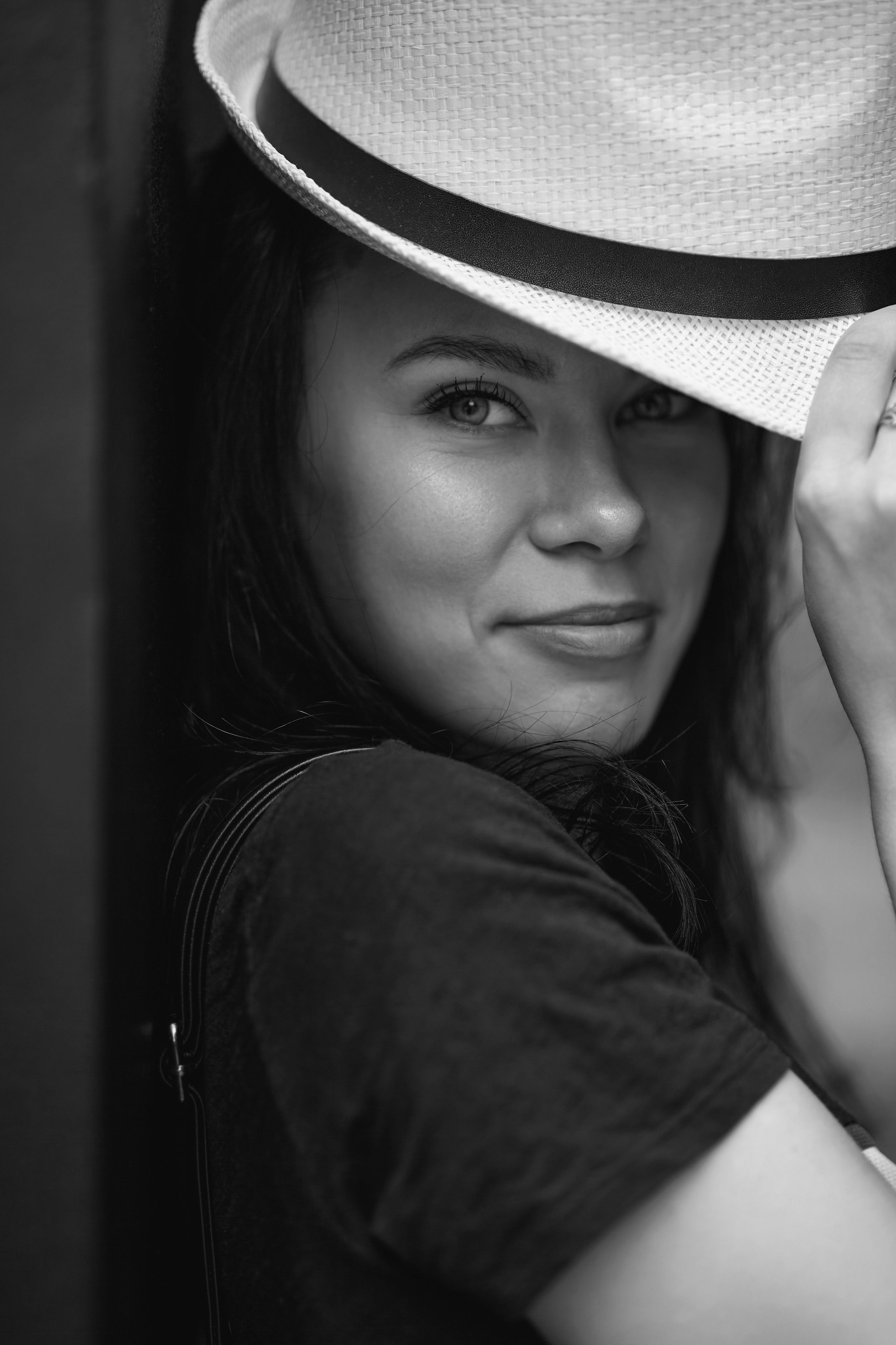 Ищу опытного фотографа для уличной фотосъемки в Москве