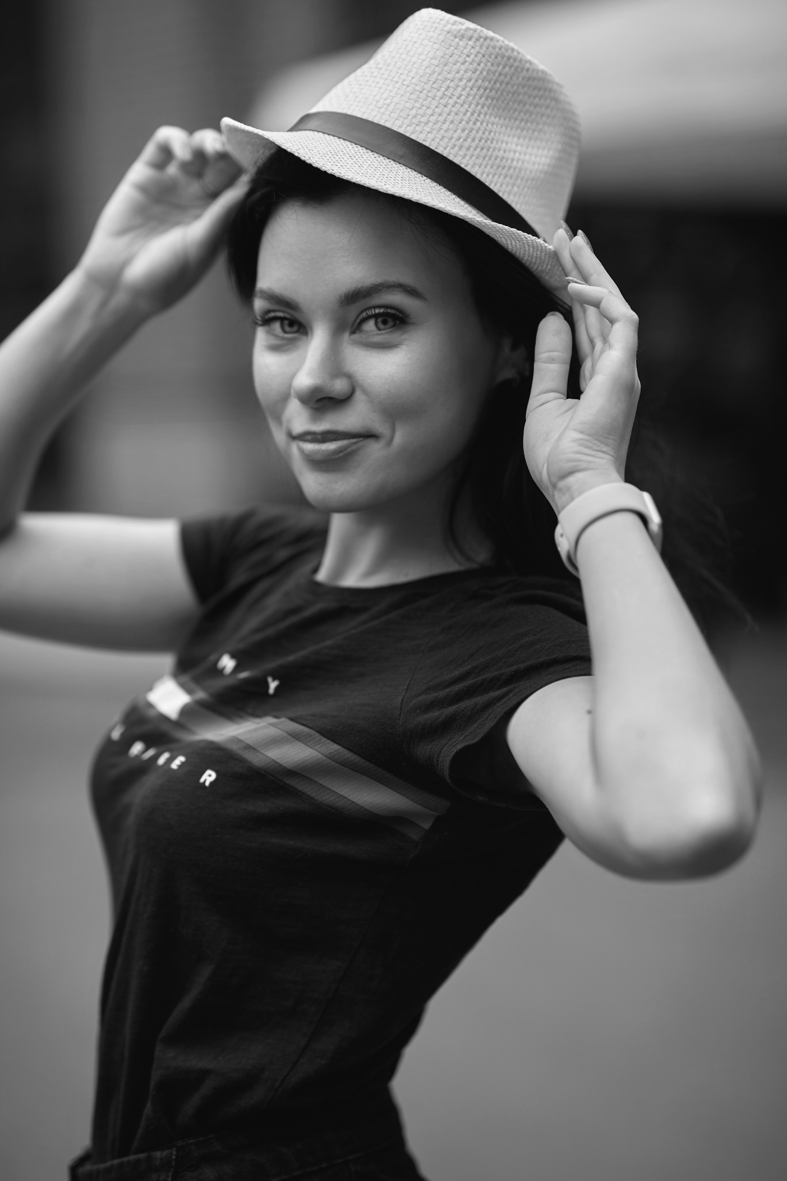 Фотосессия на улицах Москвы: необычная стрит-съемка и портреты от профессионала