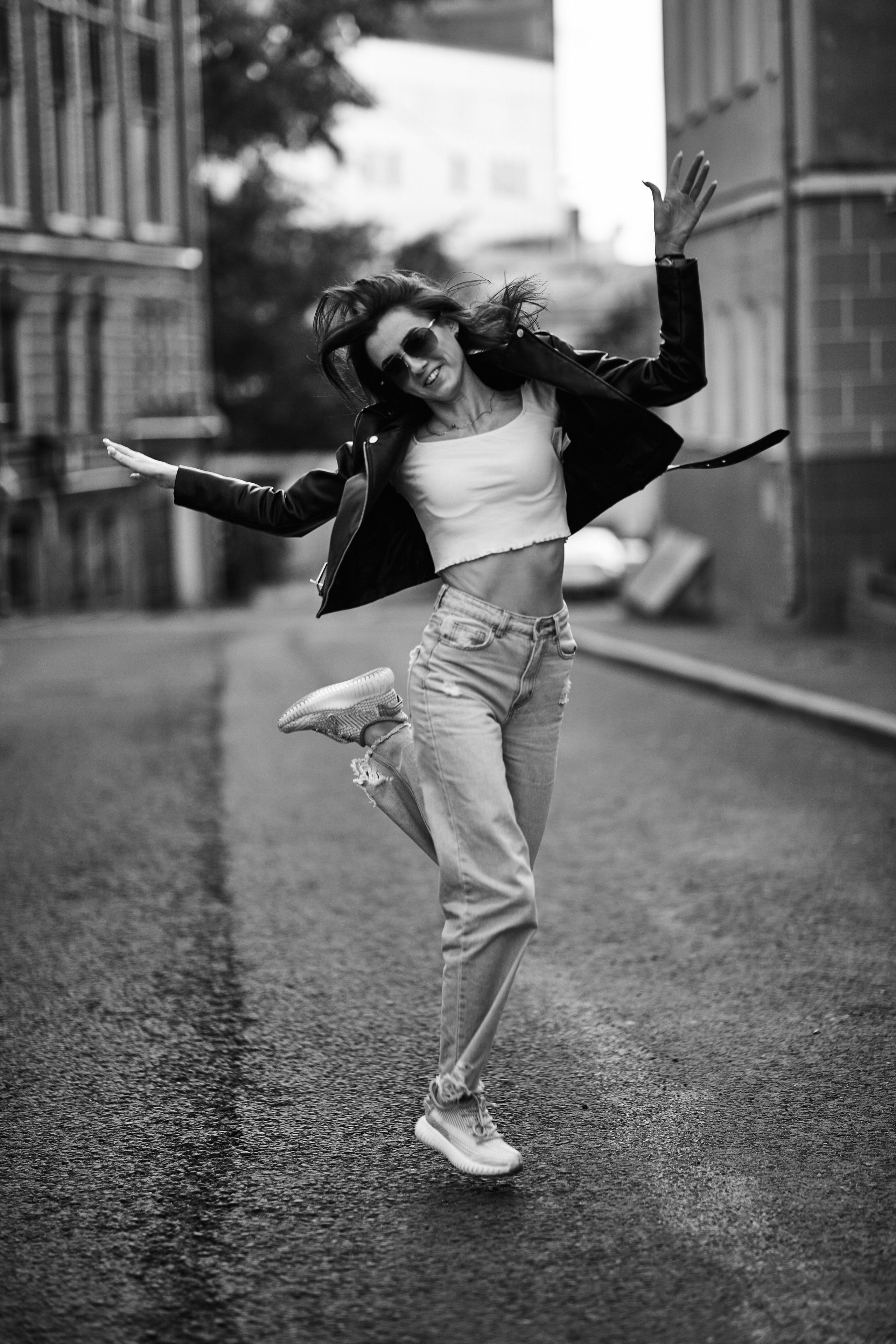 "Уникальная уличная портретная фотосессия Людмилы. Портретный фотограф в Москве Виталий Пересветов