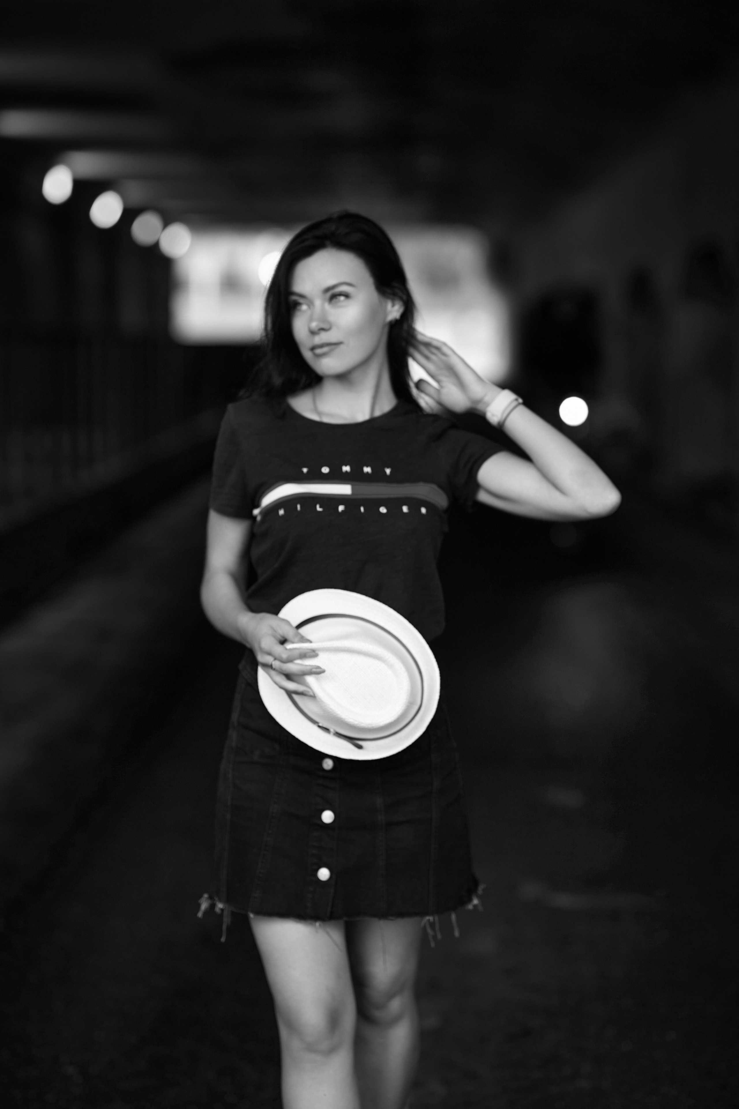 Фотосессия на улицах Москвы - это красиво и необычно! Обращайтесь к нам за портретной съемкой в стиле стрит фотографии.