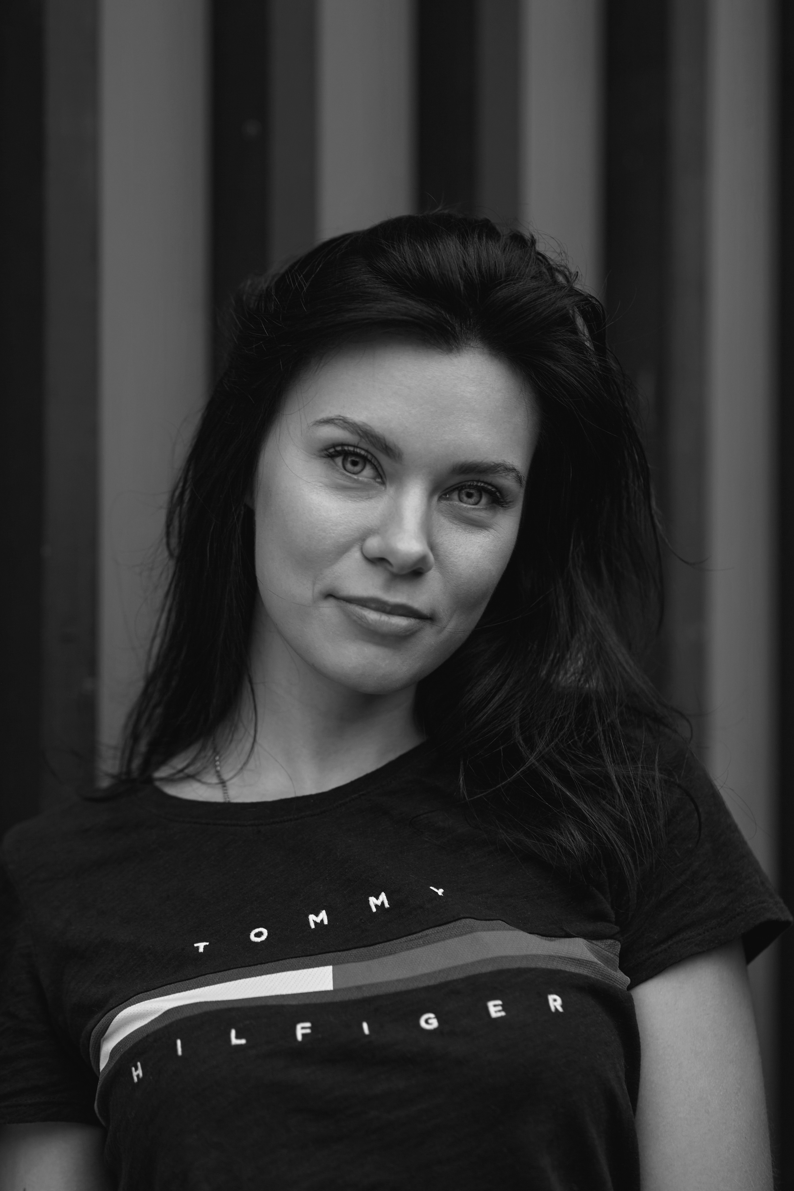 Если вы ищете фотографа в Москве для портретной фотосессии, то обратите внимание на нашу стрит фотосъемку. Мы гарантируем качество и профессионализм.