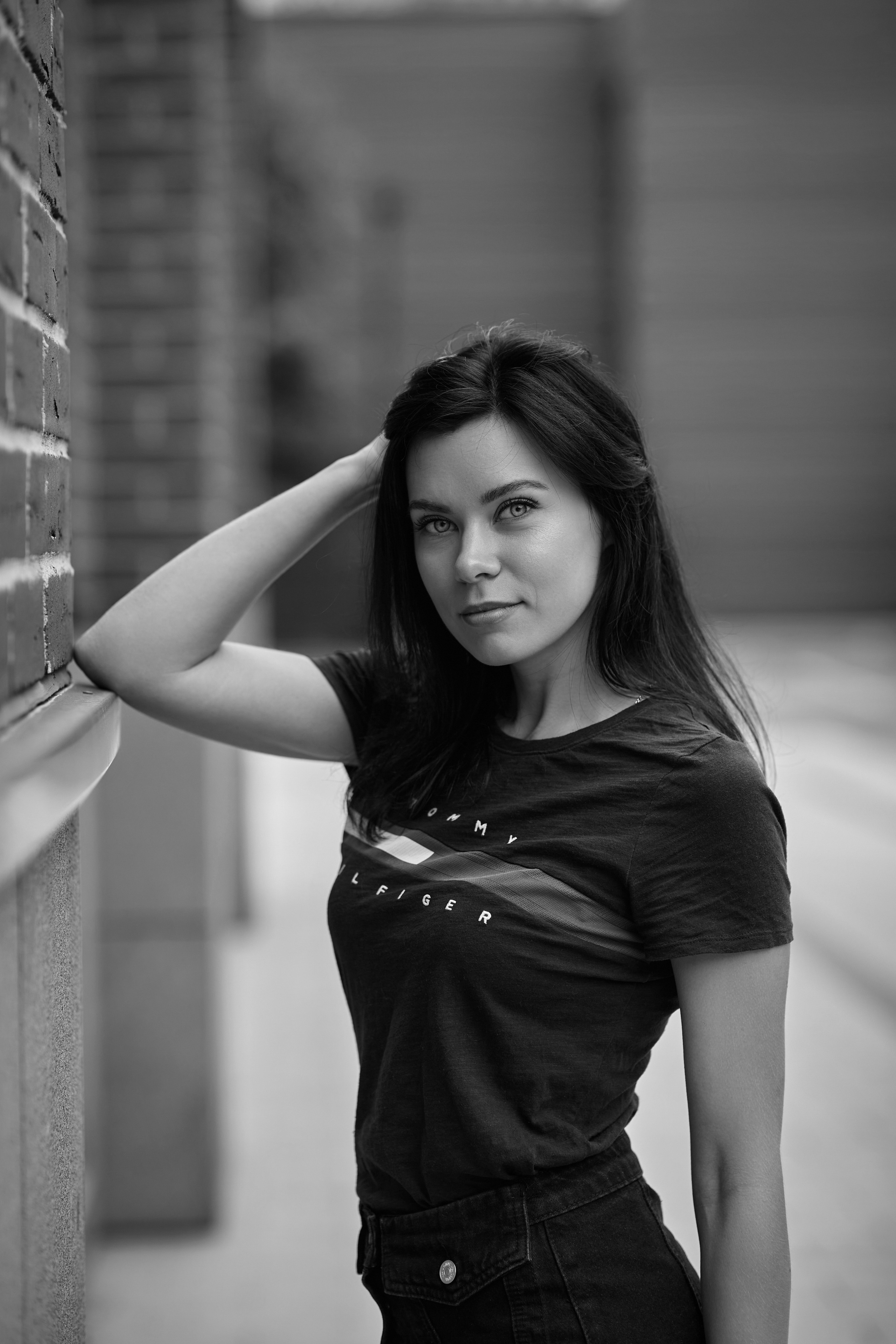 Ищете идеи для портретной фотосессии? Предлагаем вам уличную съемку в Москве в стиле стрит фотографии с нашим опытным фотографом.