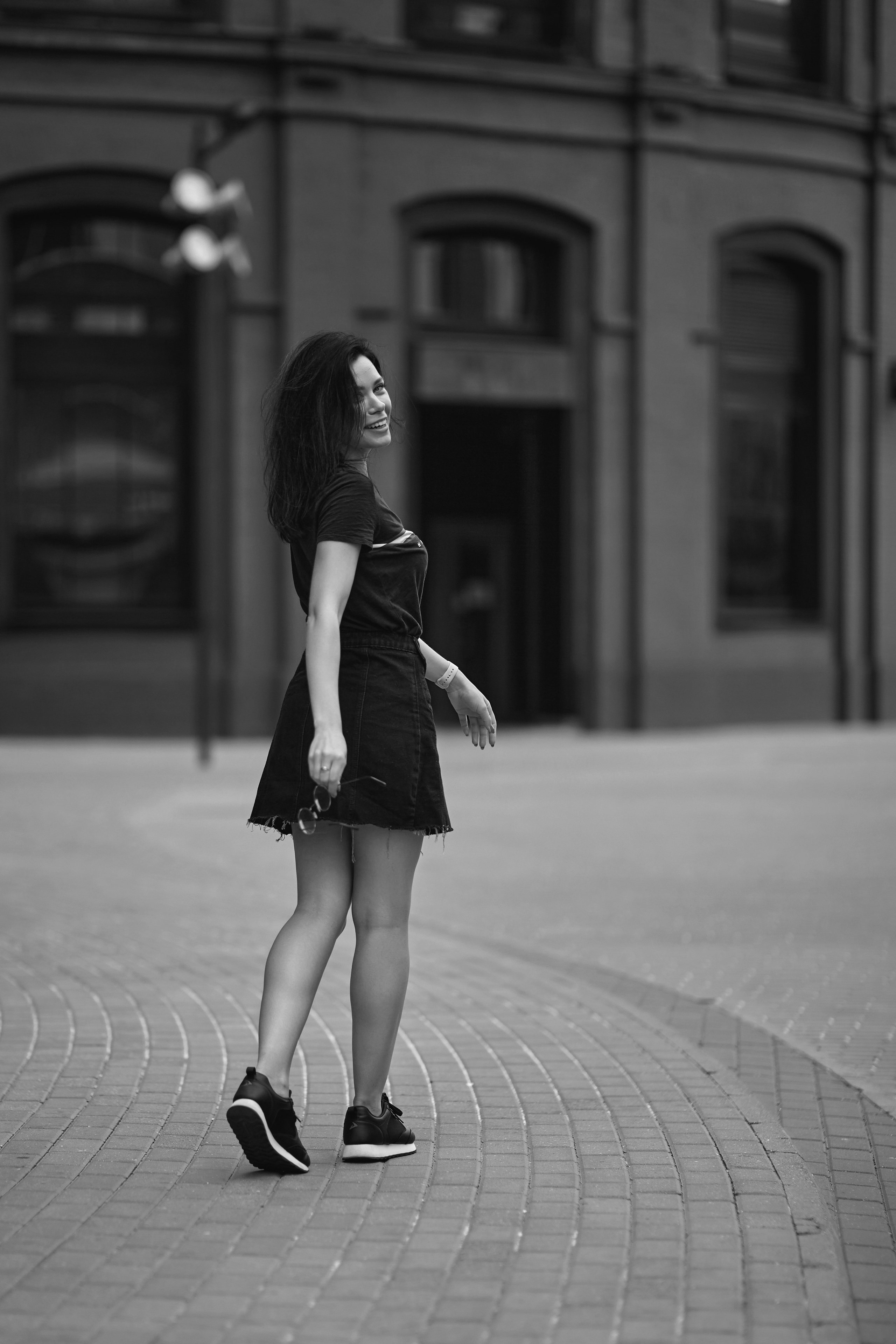 Стрит-портретная фотосессия в Москве: красивые кадры и нестандартные ракурсы от опытного фотографа.